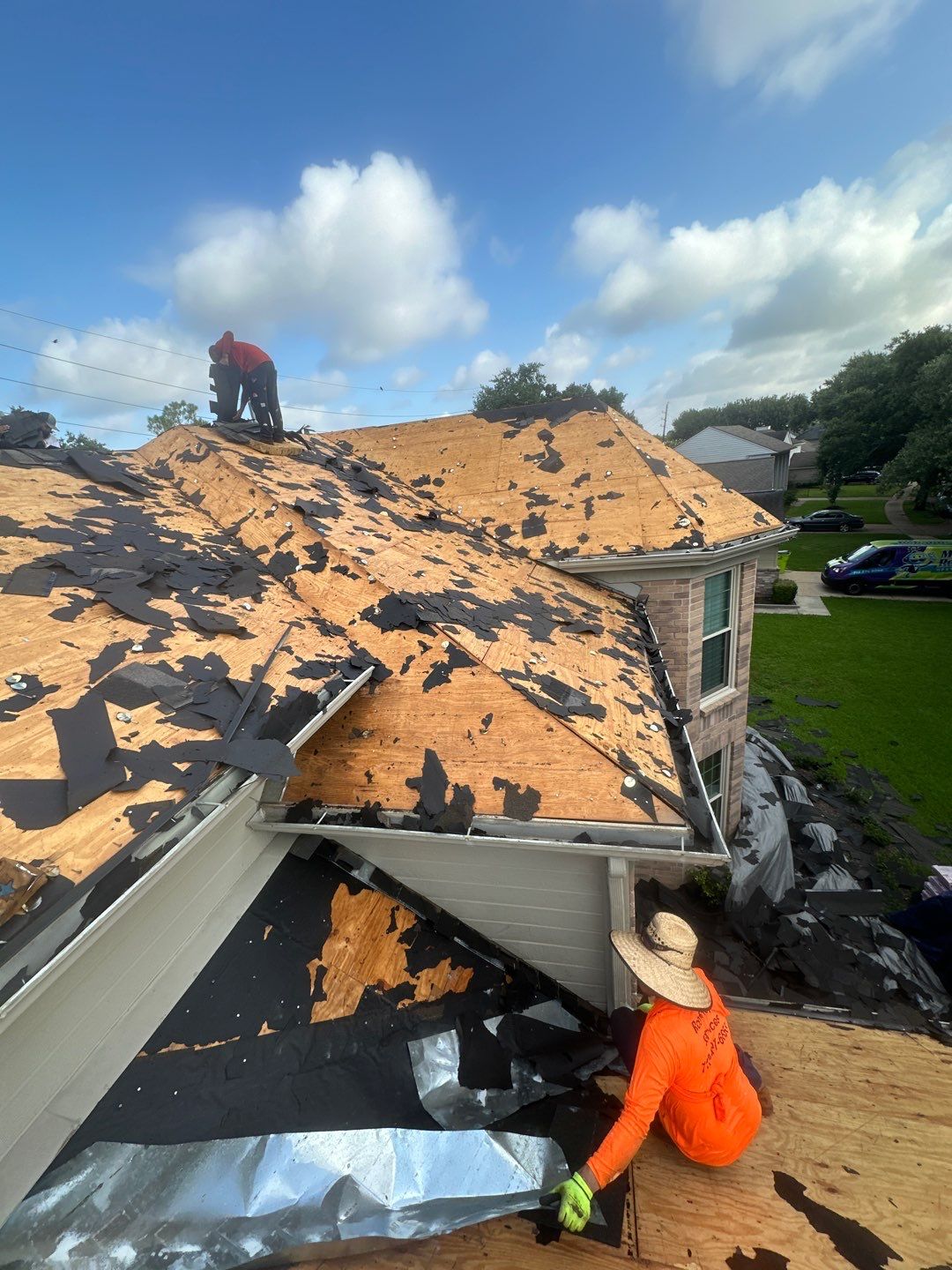 Residential Roofing Installation using Owen's Corning Duration (Lifetime) Shingles by Roof Repair Company