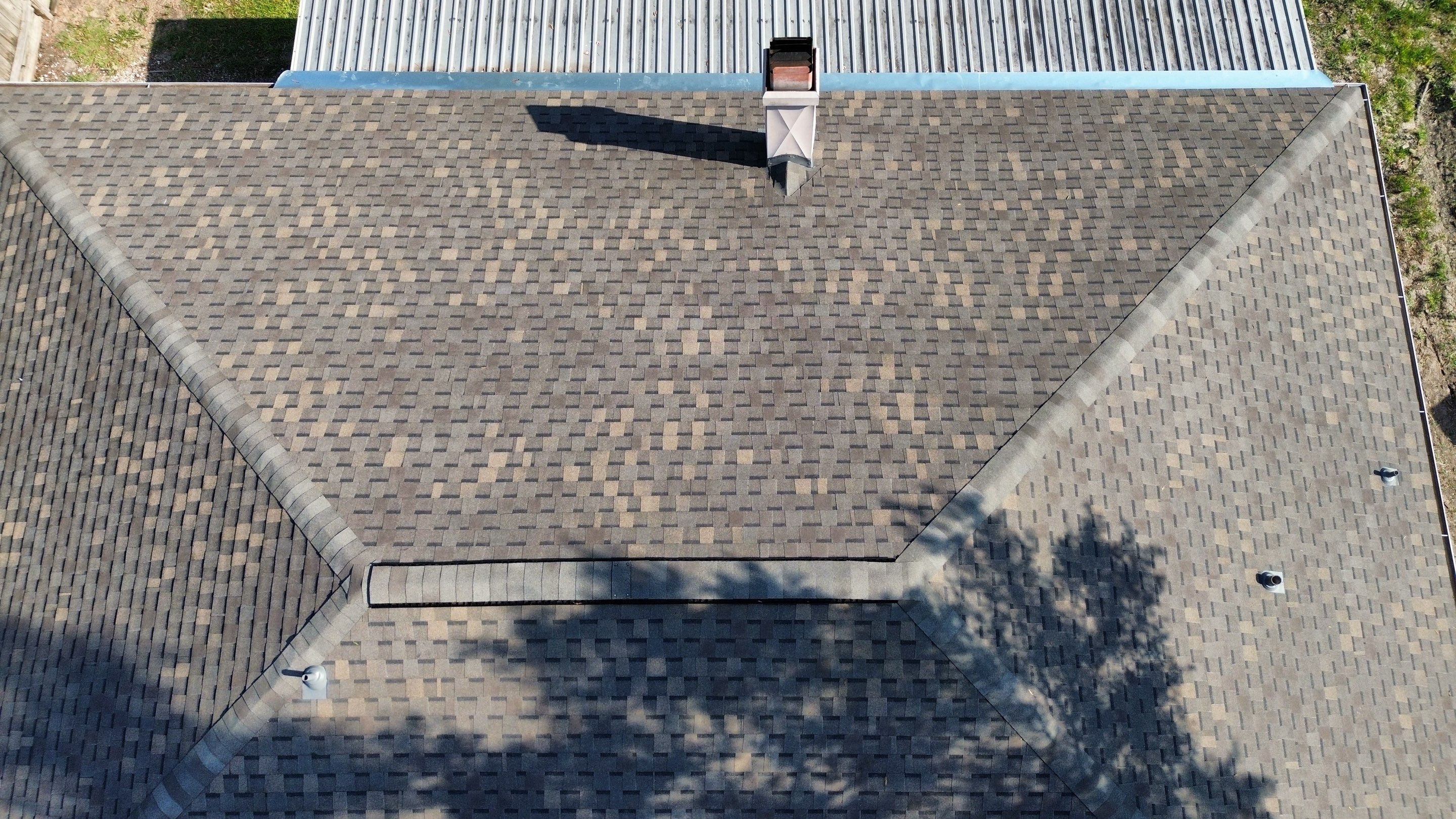 Channelview Roof Installation using Atlas Pinnacle Pristine by Modern BYLT Roofing & Construction