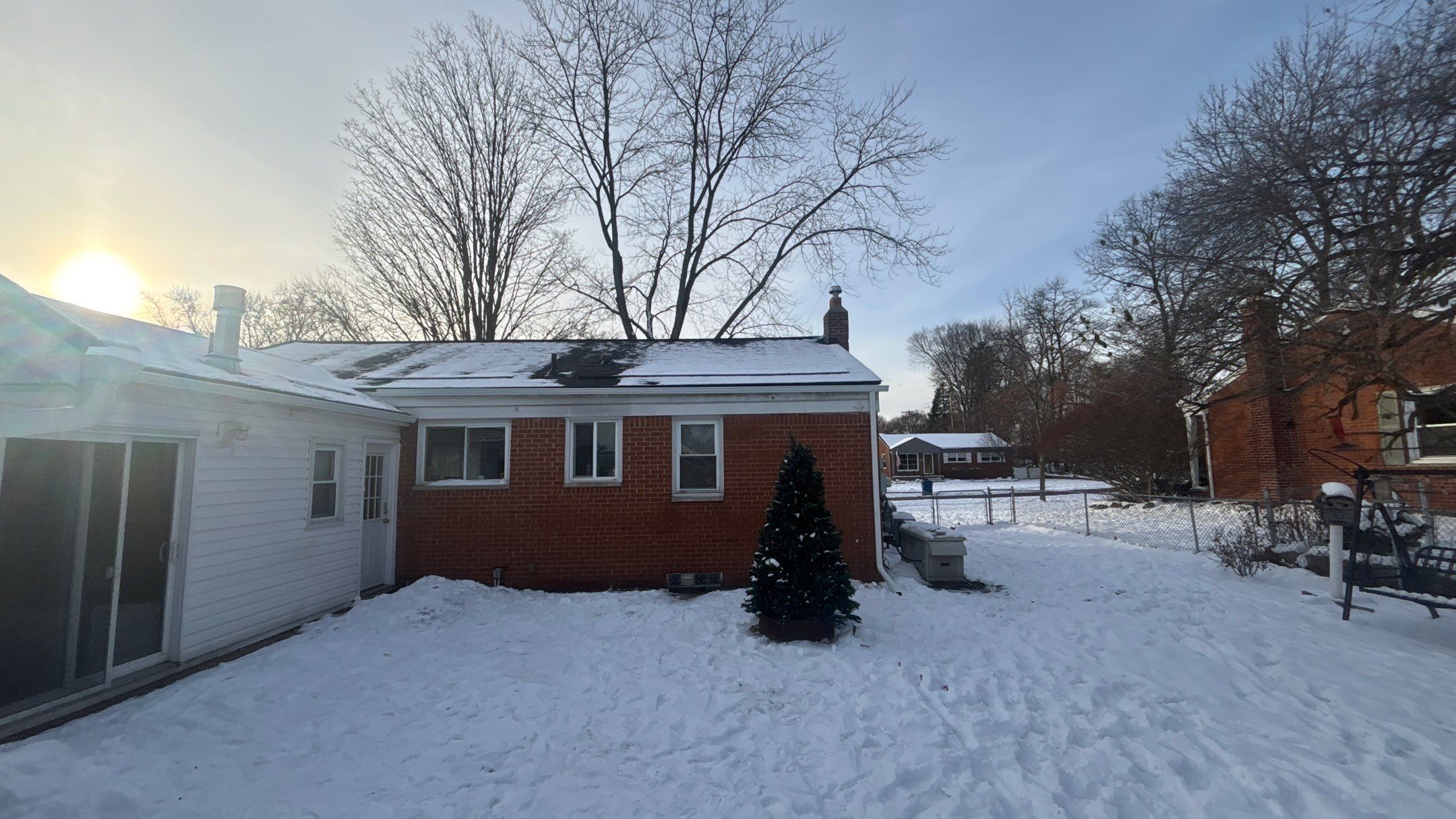 Roof Replacement using Owens Corning Onyx Black by 180 Contractors