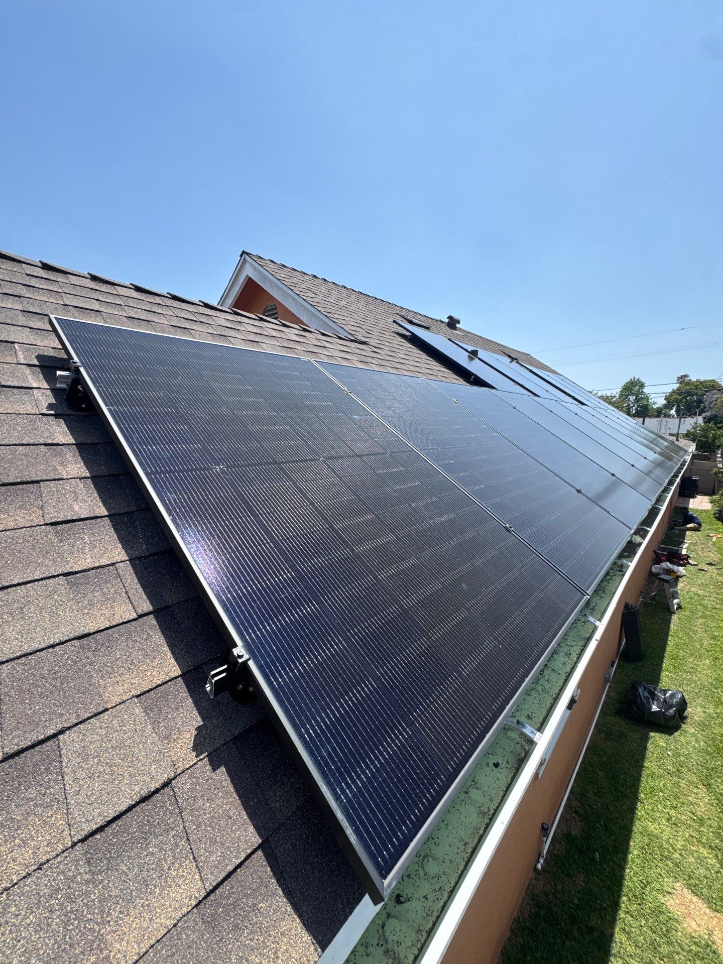 16-Panel Residential Solar System Installation in Los Angeles by AWS Solar