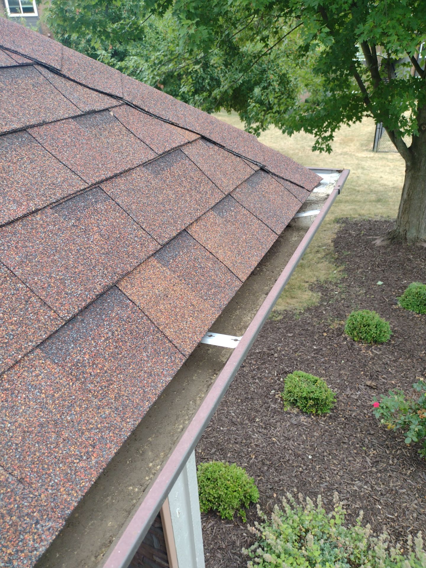 Commercial gutter cleaning Grand Rapids after photo with clean gutters