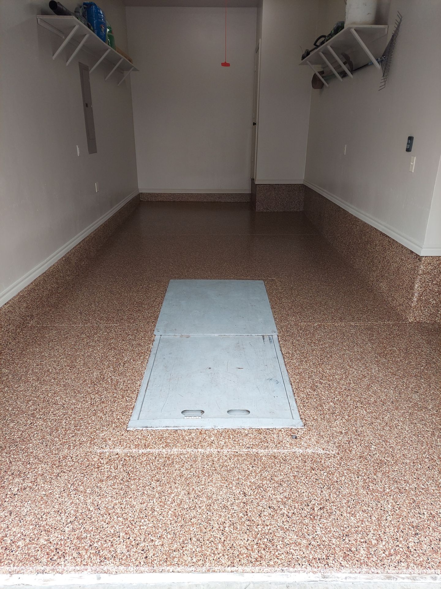 Garage Floor Coating using Chestnut by Copperhead Coatings