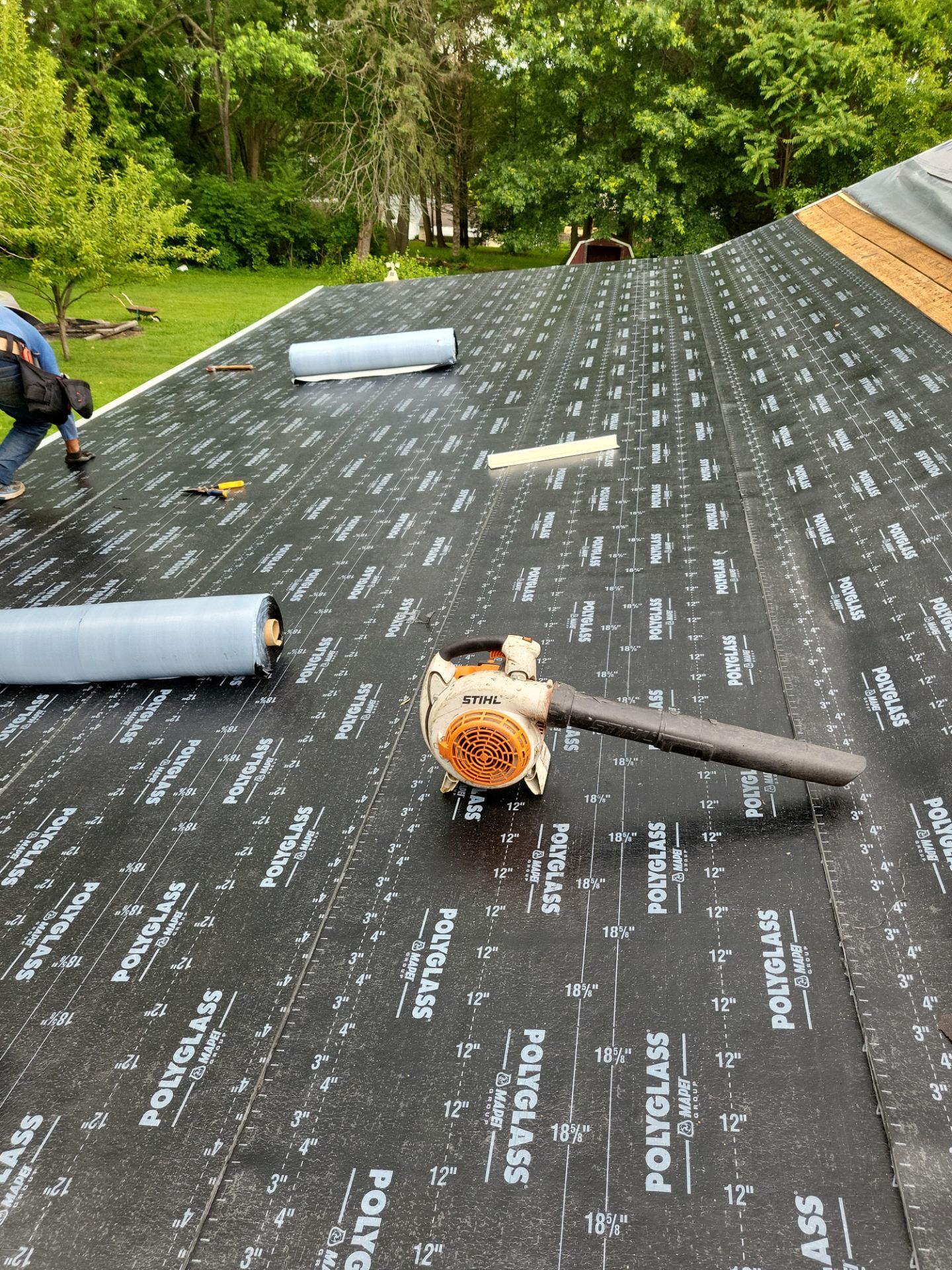 Atlas Pinnacle, Color, Oyster Shell, Drip Edge, Color, White by Eagle Eye Roofing