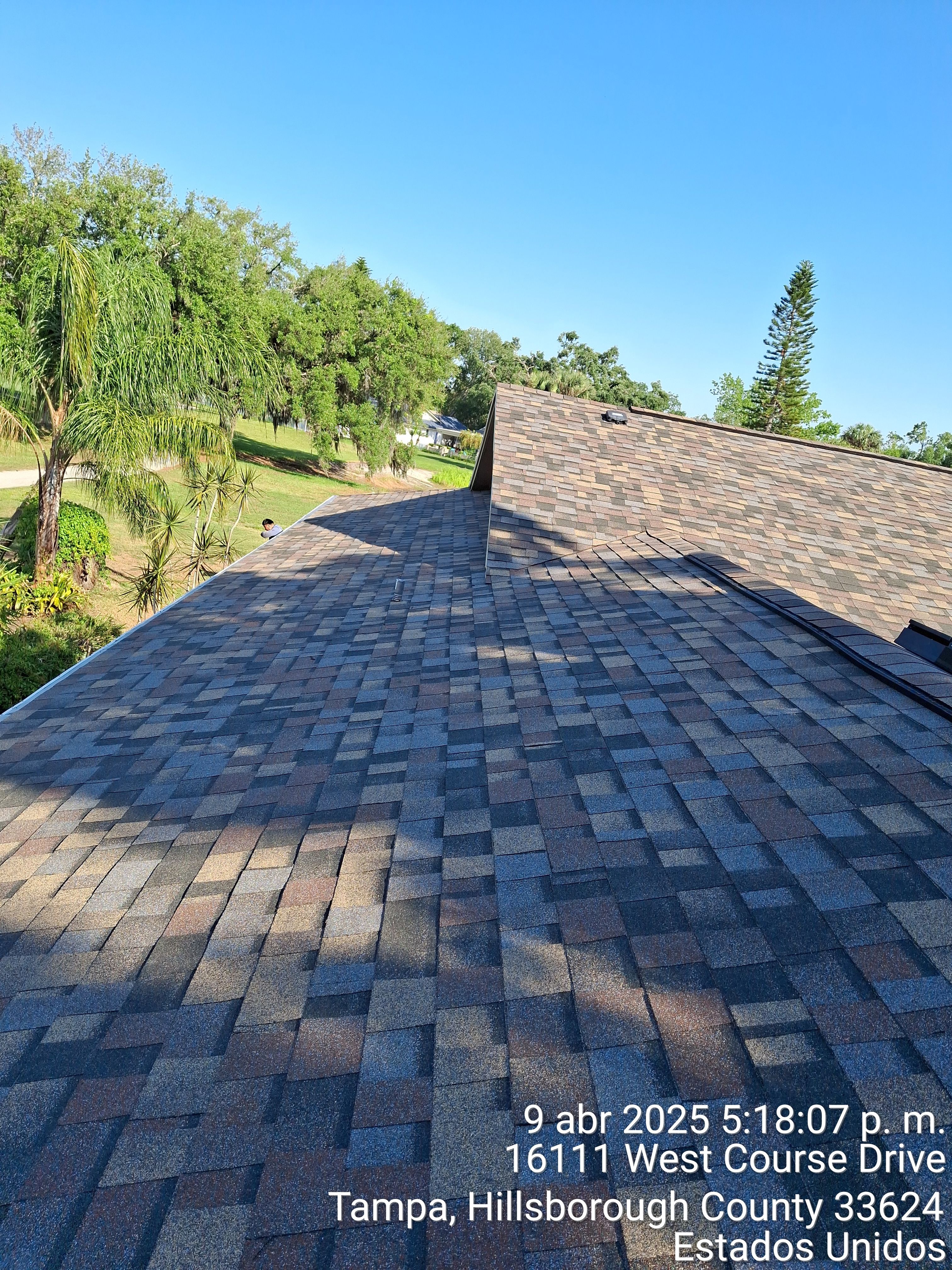 Owens Corning Designer Series (Summer Harvest) by RoofGuru AI LLC
