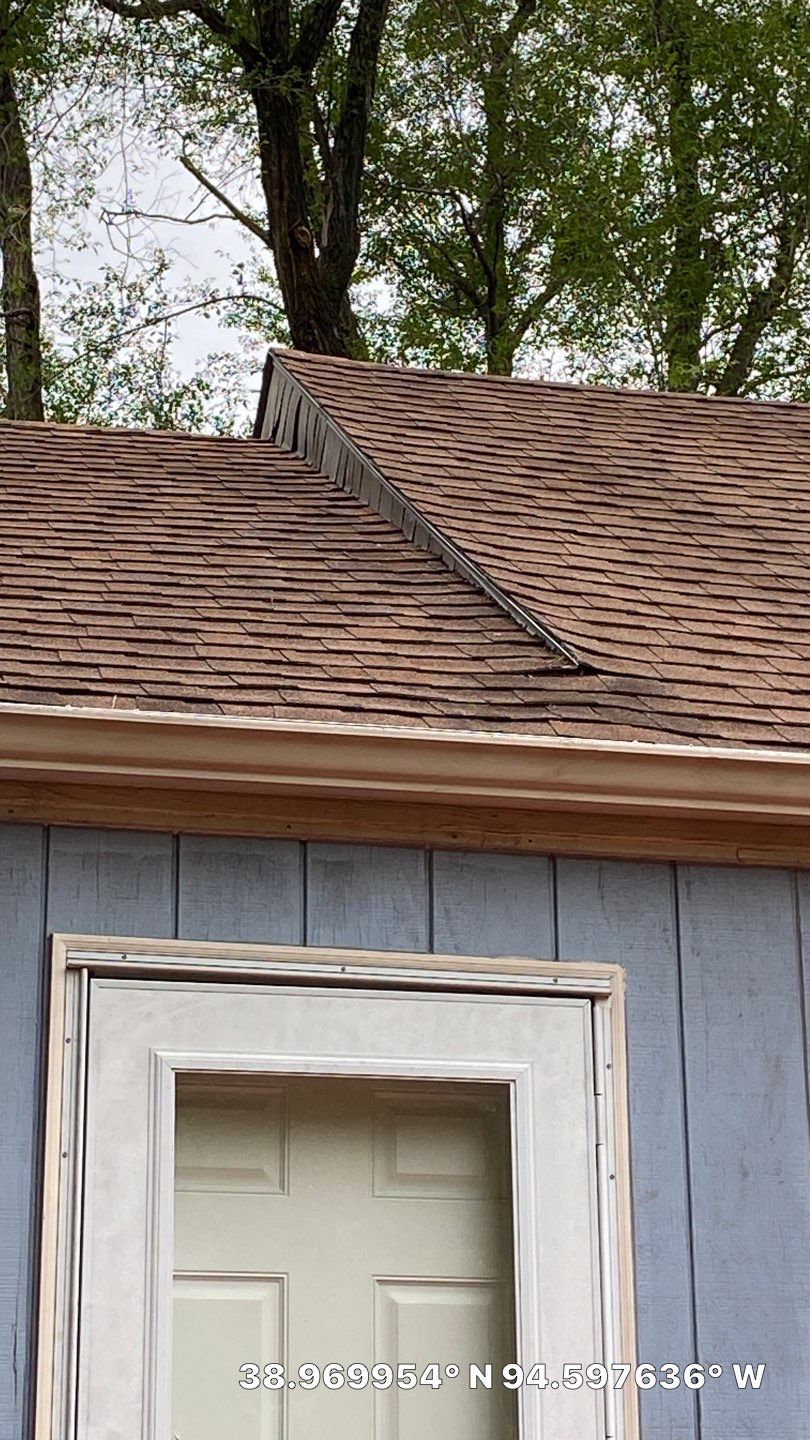 Siding Installation in KCMO by EEC  Windows, Siding & Roofing 