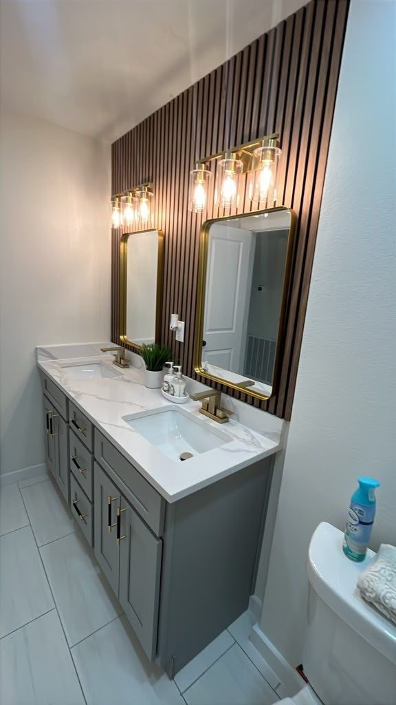 Houston Bathroom Renovation Featuring Custom Wood Slats by Rolling Nations