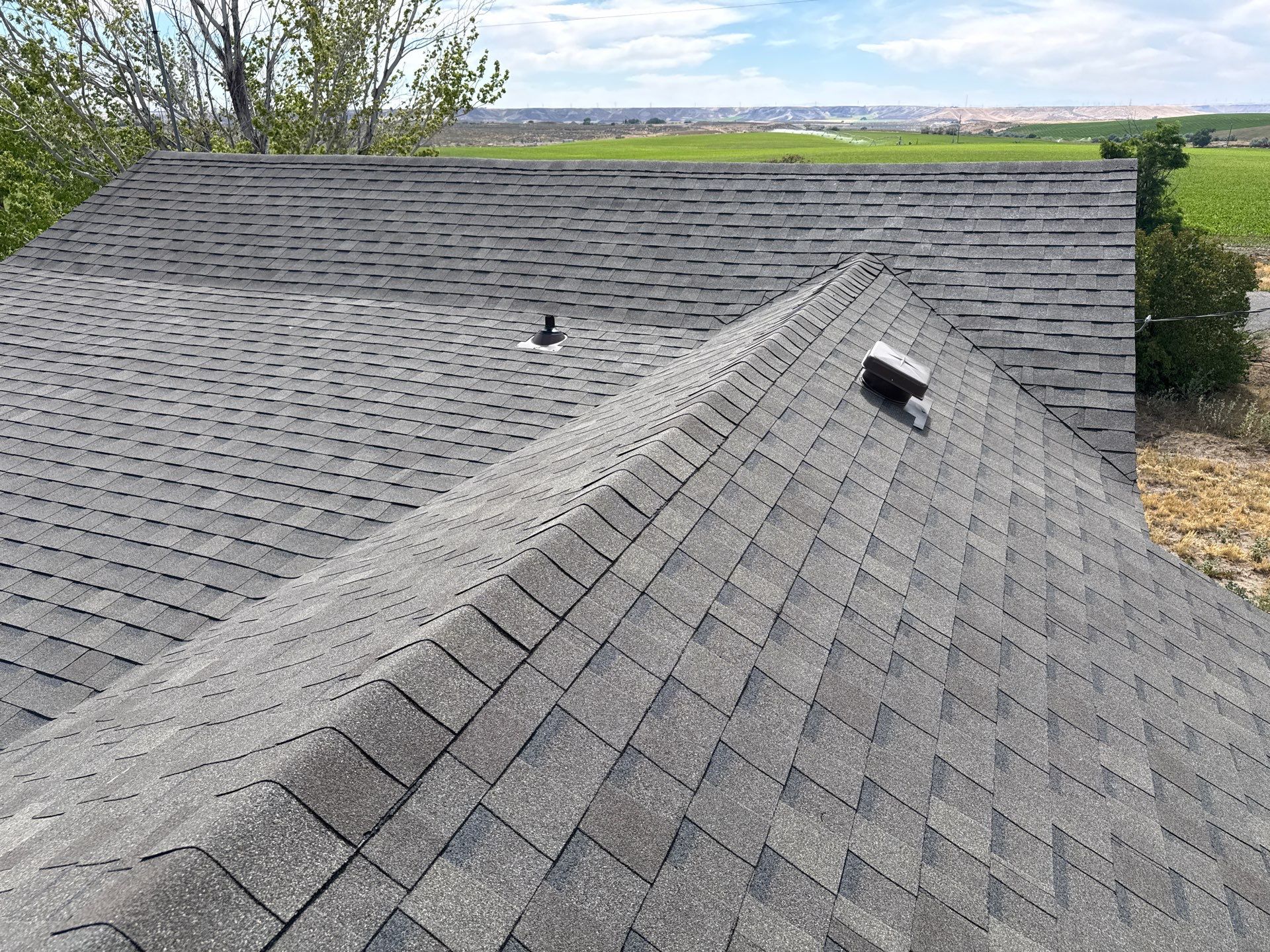 Residential Architectural Shingle Roof Replacement in King Hill