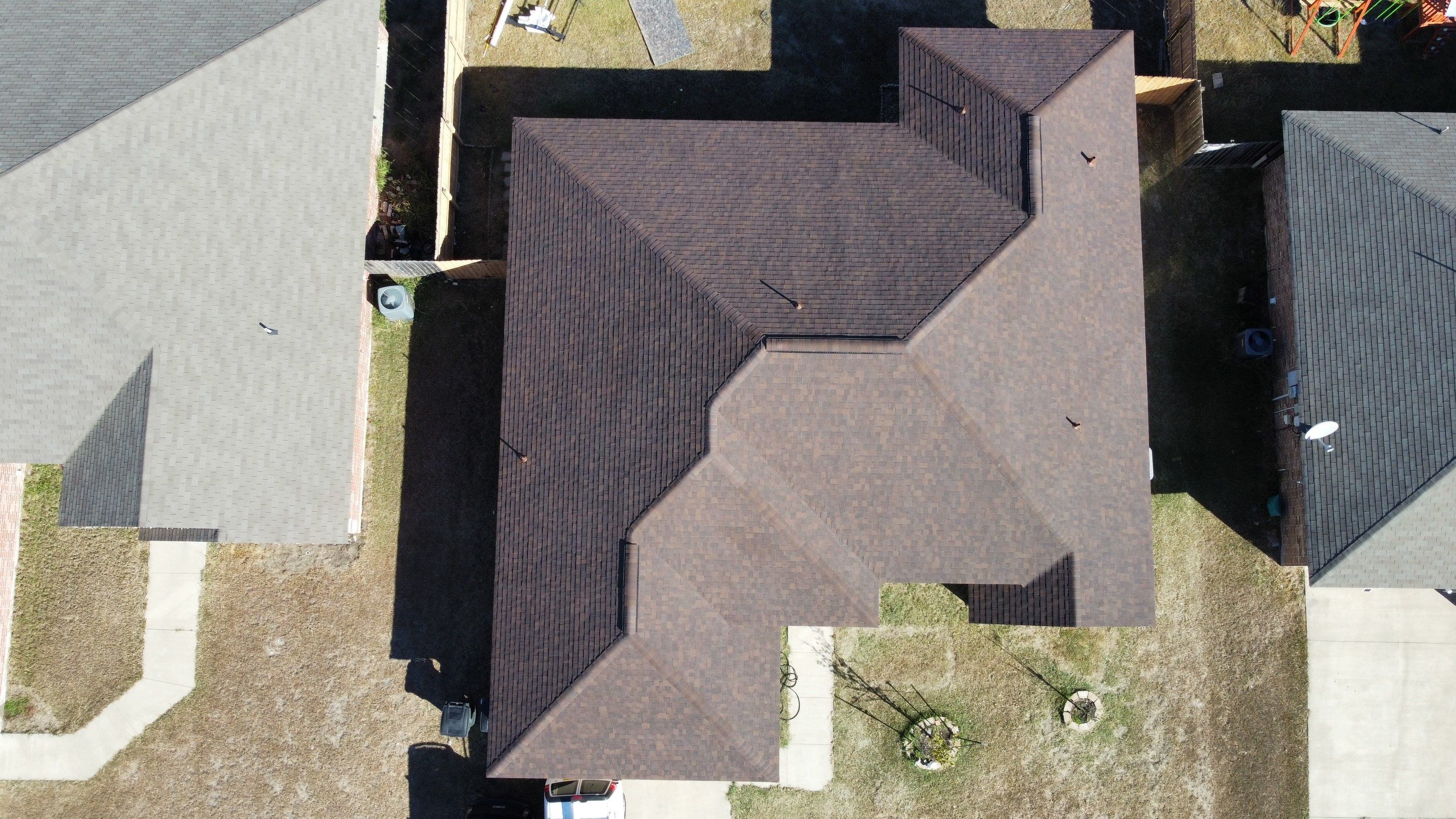 Residential Roofing Installation using Owens Corning Oakridge by Kstylez Roofing & Construction