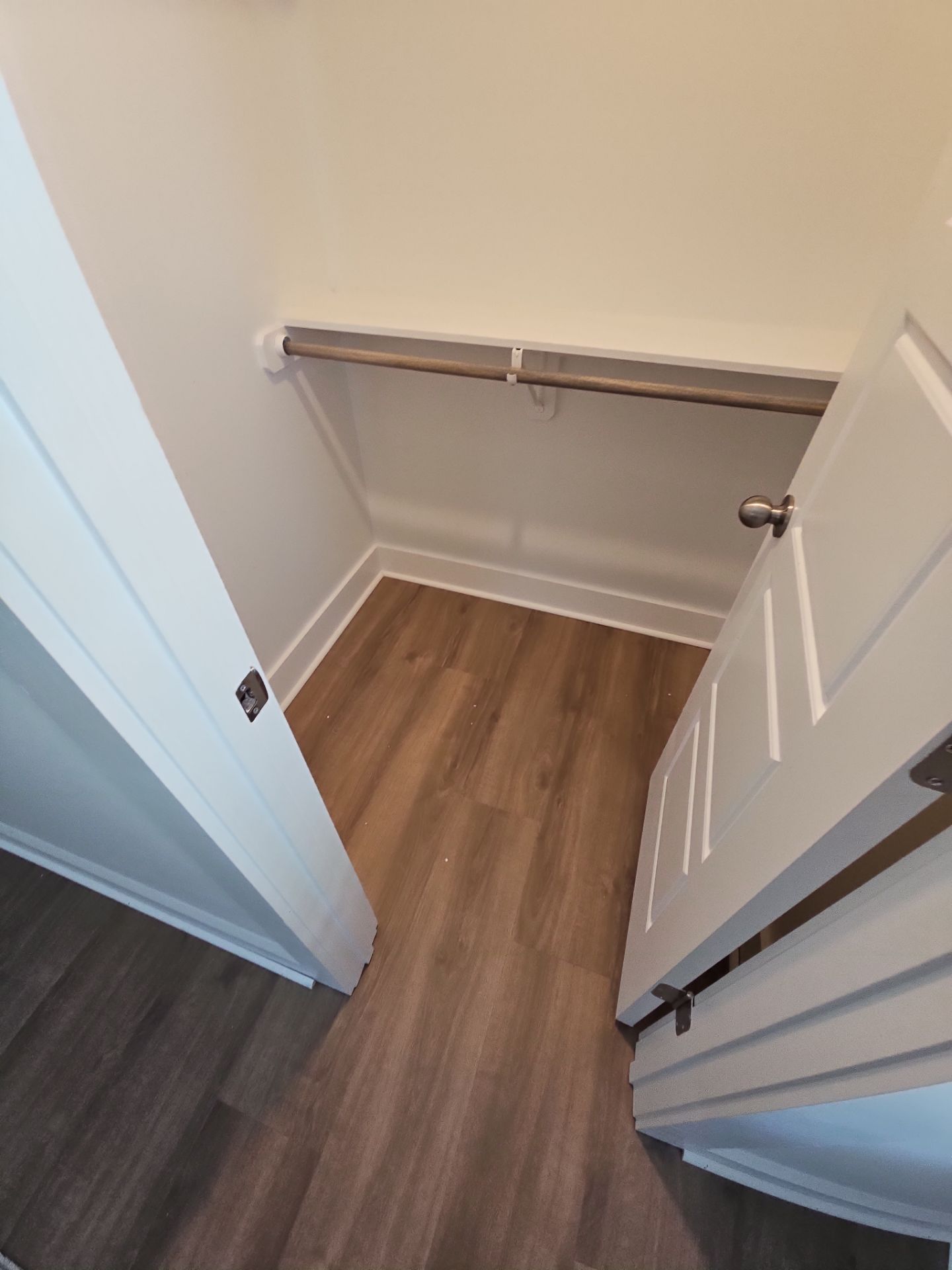 Flooring, Wallpaper Installation & Furnishings by Billy Weatherspoon Contractor