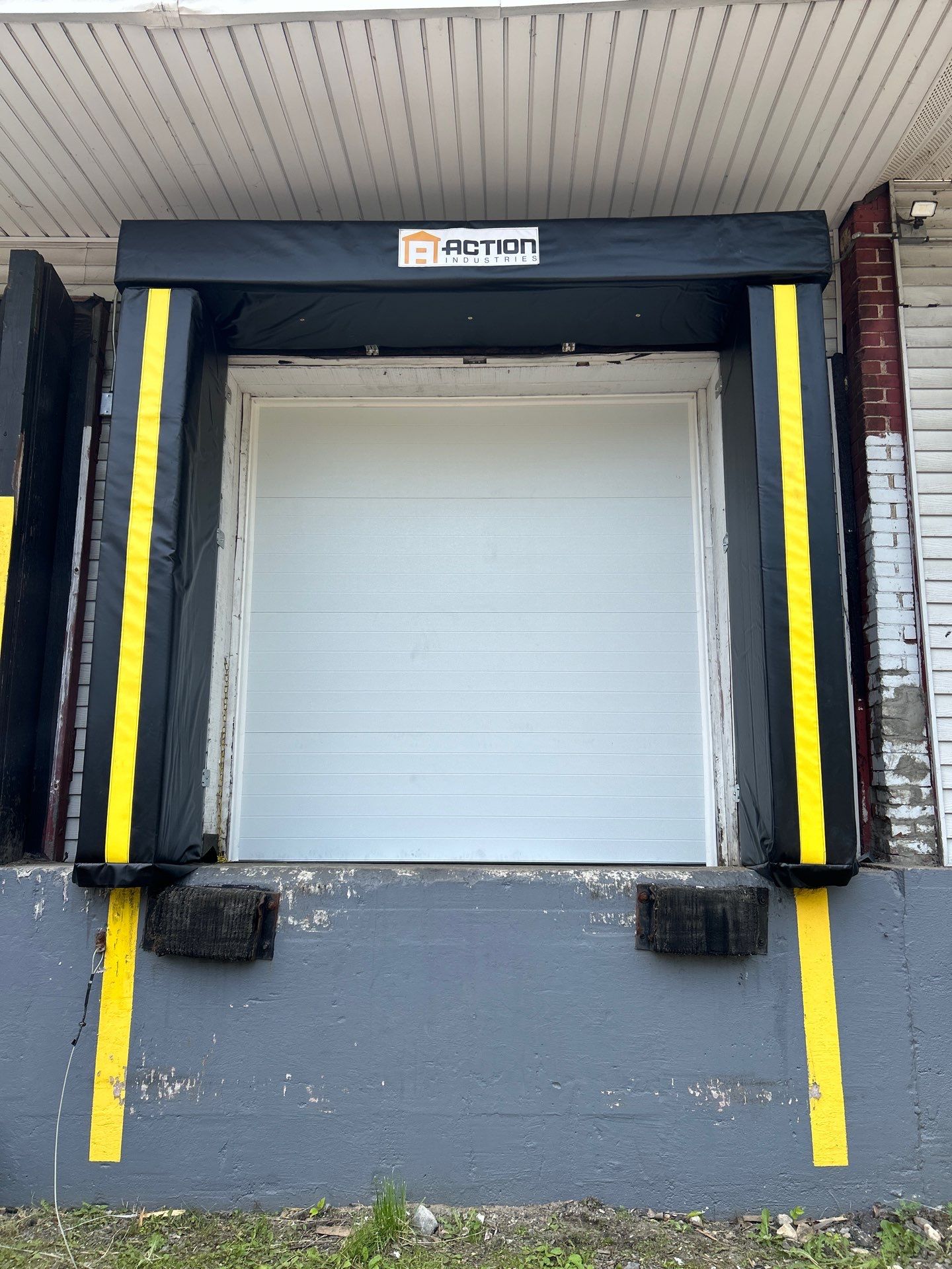 Door Installation using Raynor Encore Garage Door by Keene Door