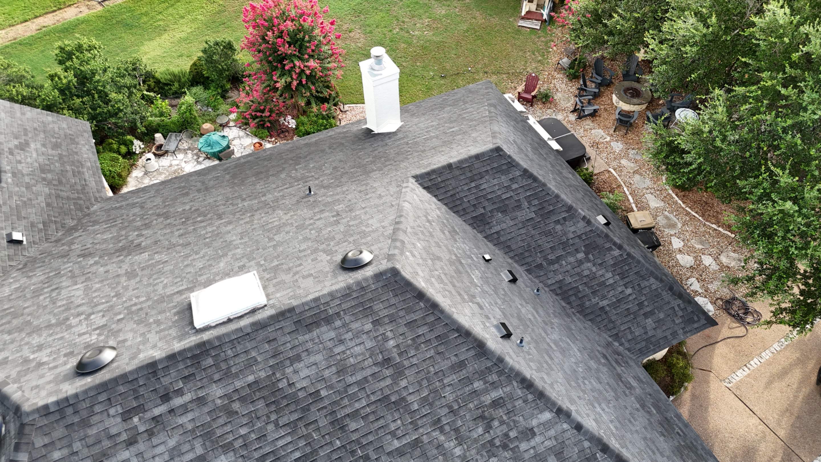 Brilliant Black - Malarkey Vista by RoofsOnly.com