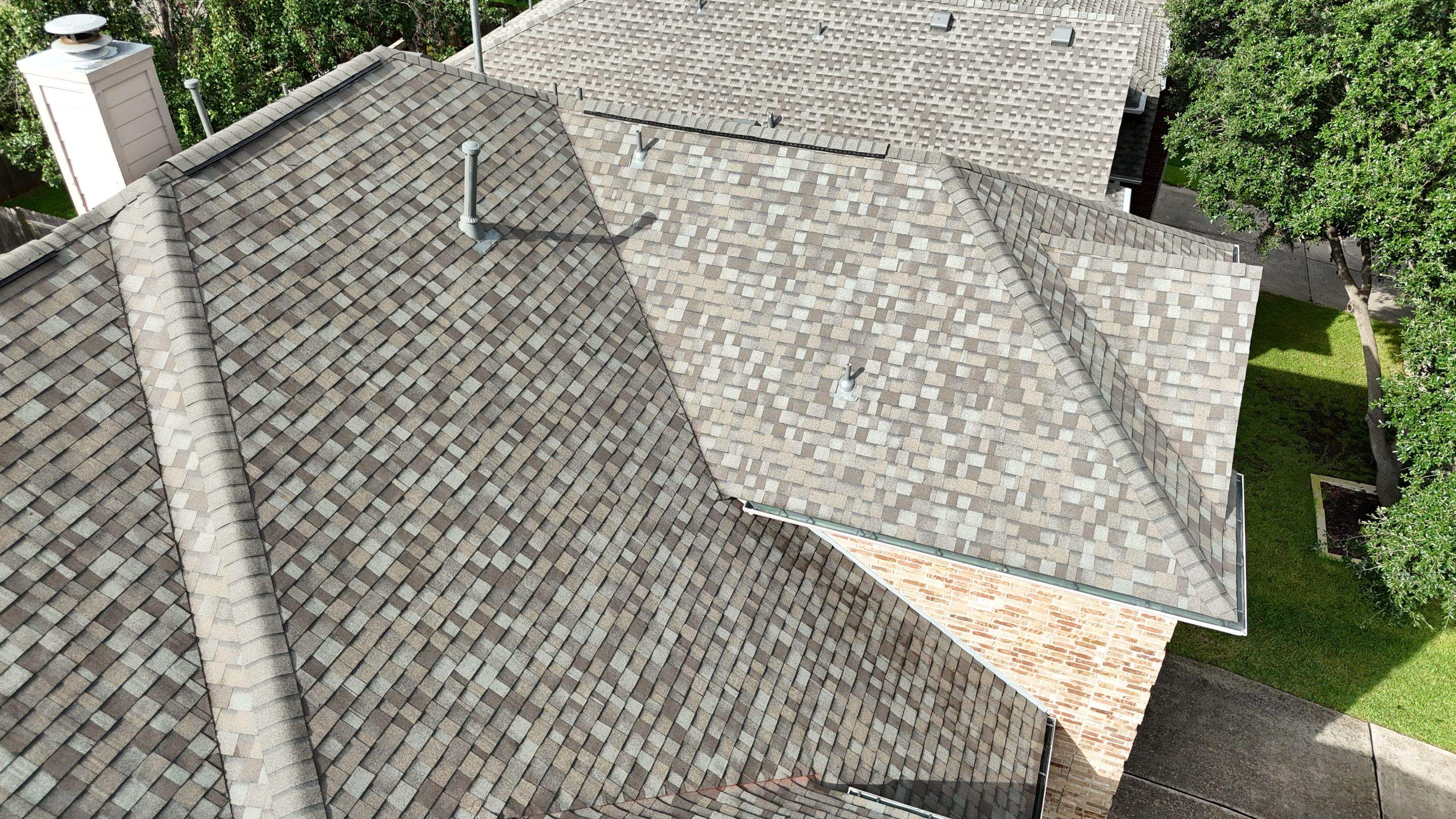 Driftwood - Owens Corning TruDefinition Duration by RoofsOnly.com