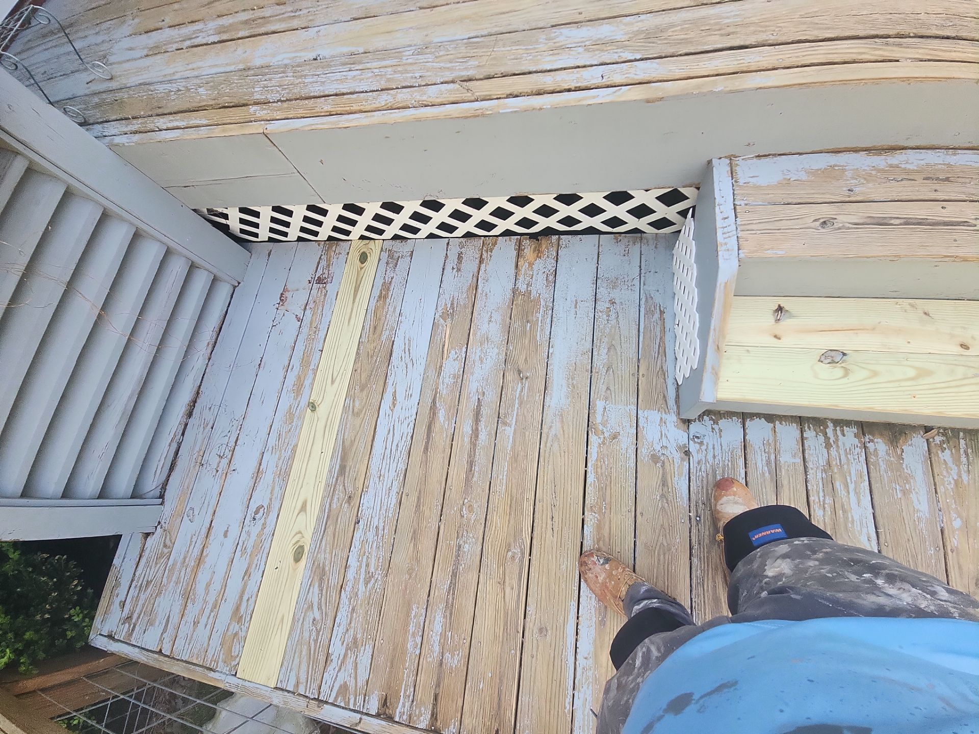 Deck using AcryFin by DuraSeal