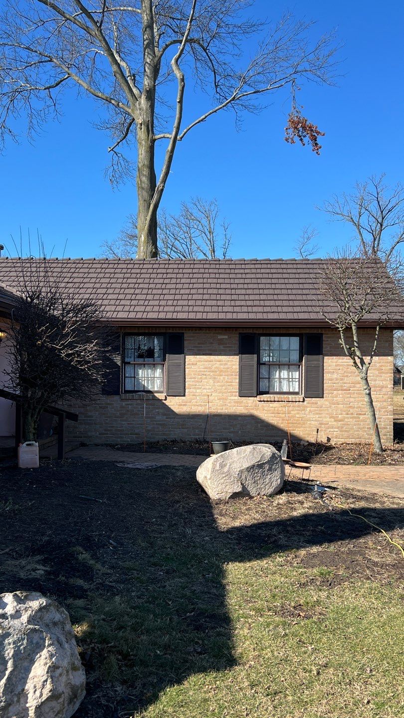 Residential Roofing Installation using Great American Shake - Mustang Brown by Nitro Roofing and Construction