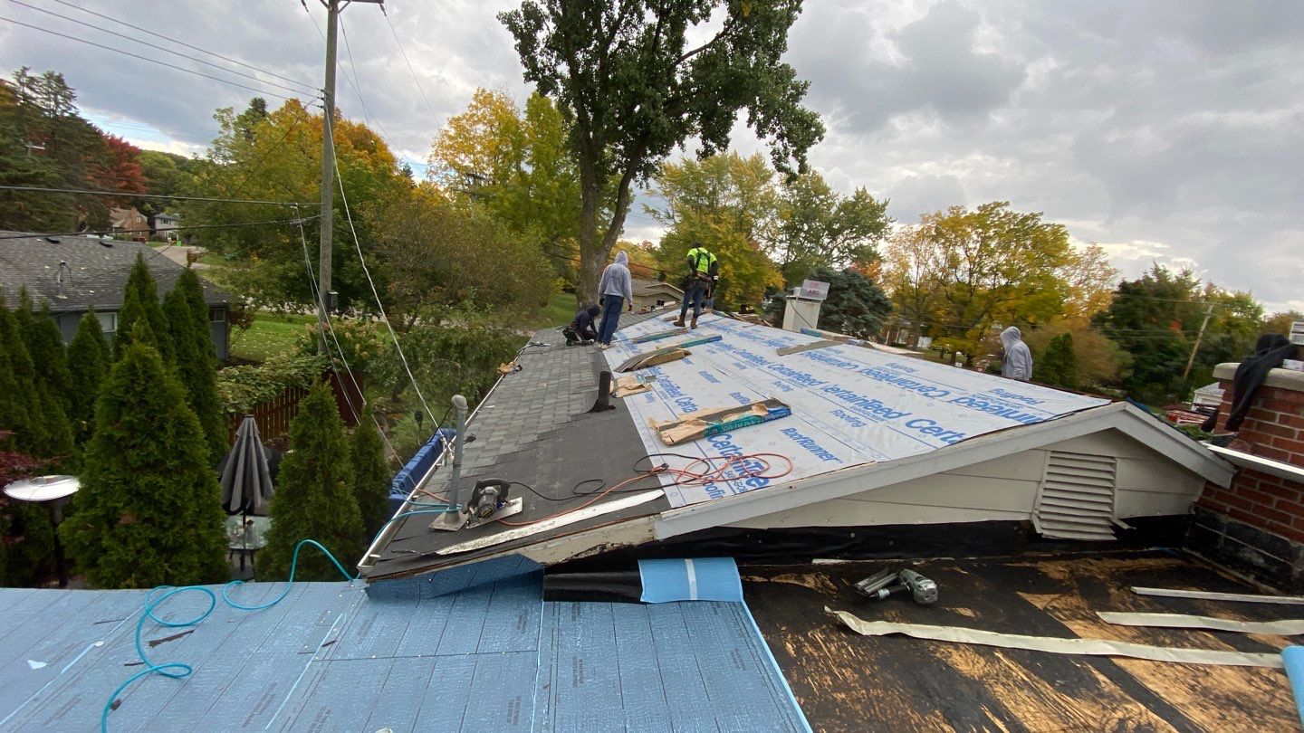 Roof Replacement using CertainTeed Landmark by 180 Contractors