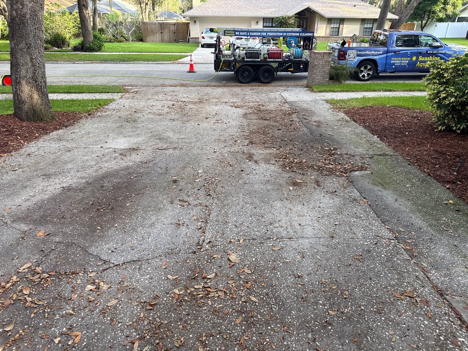 Concrete Driveway & Sidewalk Cleaning in Valrico, FL by Sunshine AquaWash