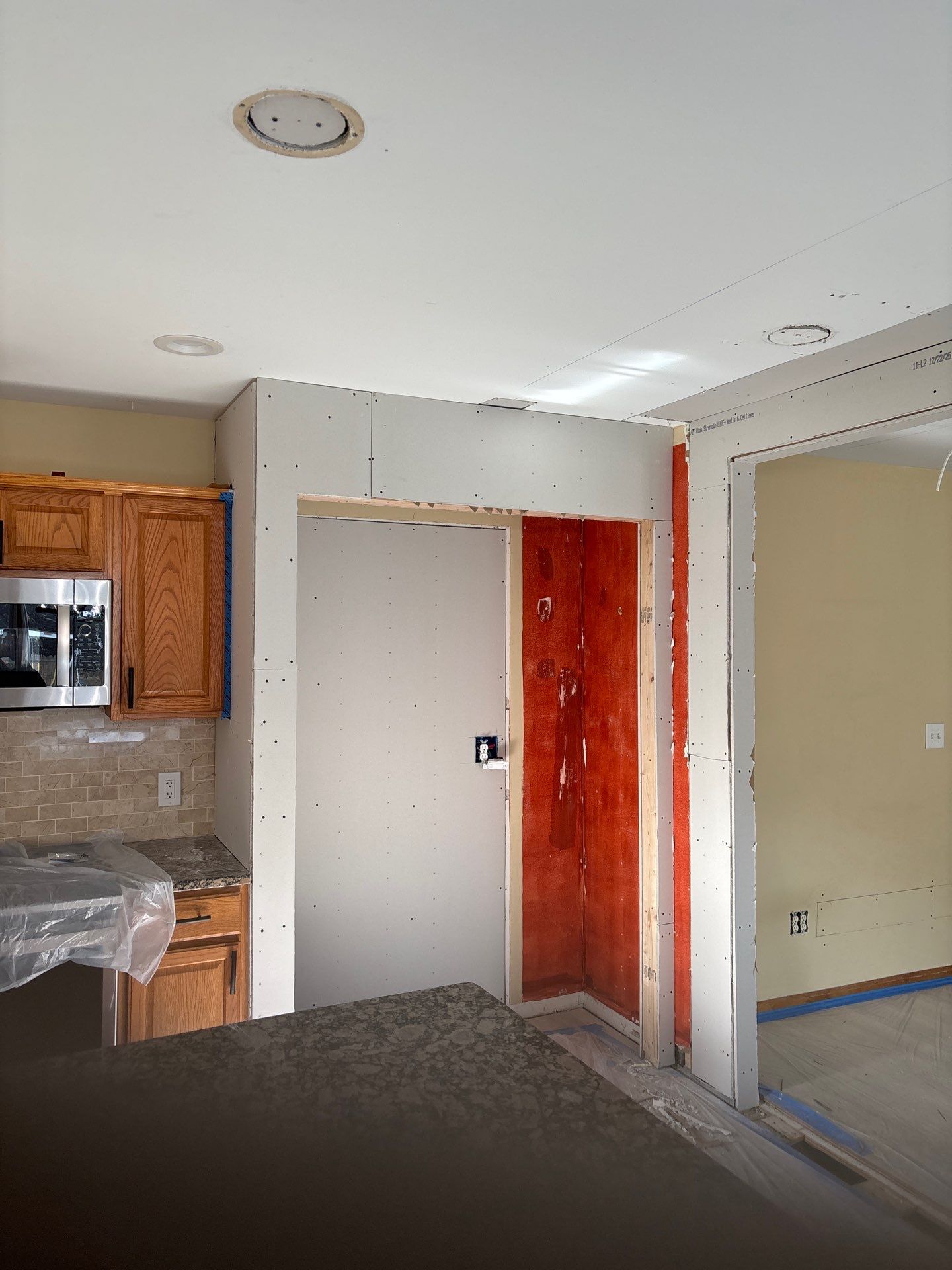 Kitchen Remodel: Fresh New Look by Laser Focused Solutions LLC