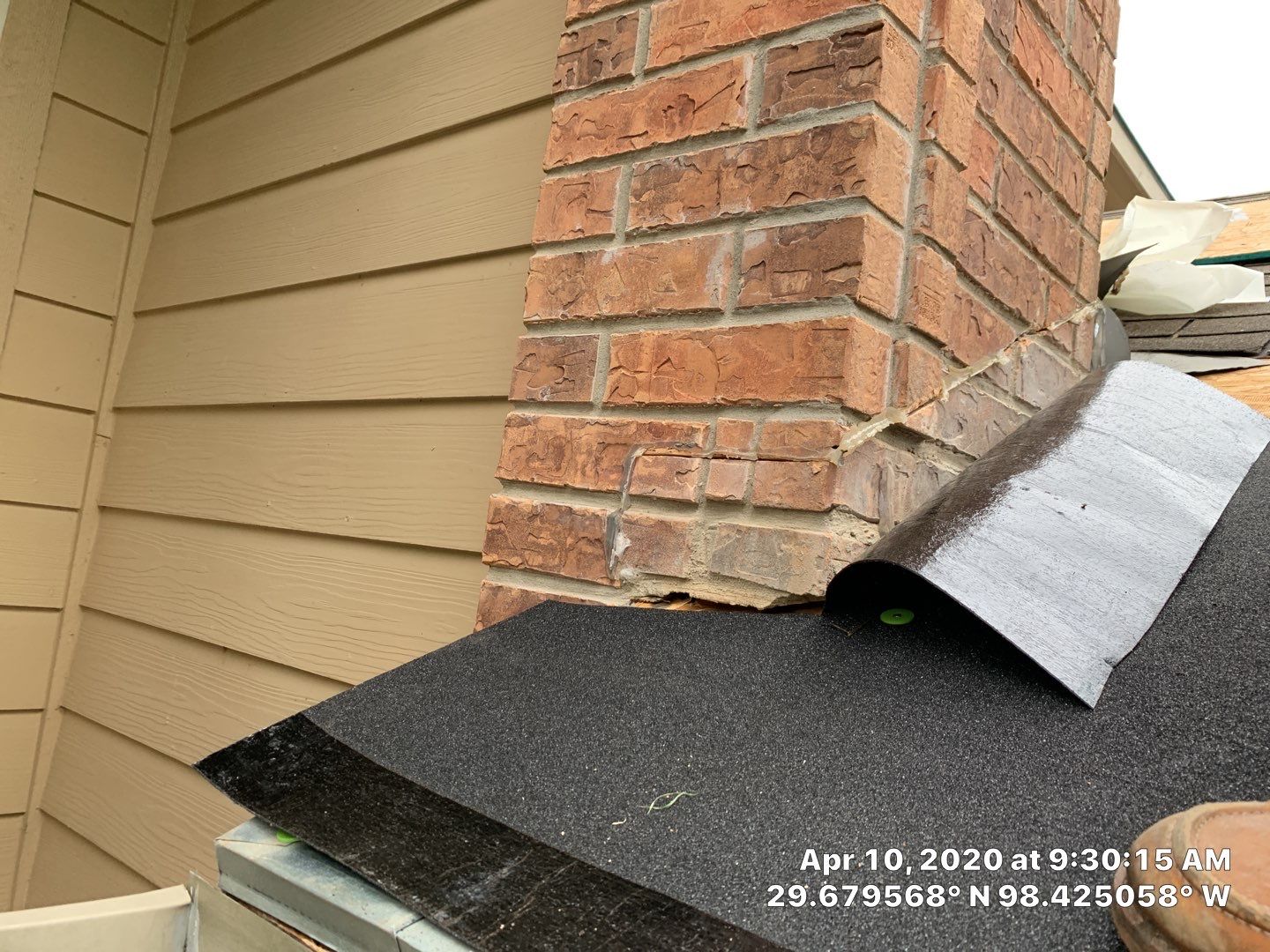 Residential Roof Replacement using Owens Corning 30 year Architectural Shingles by Premier Roofing and Contracting