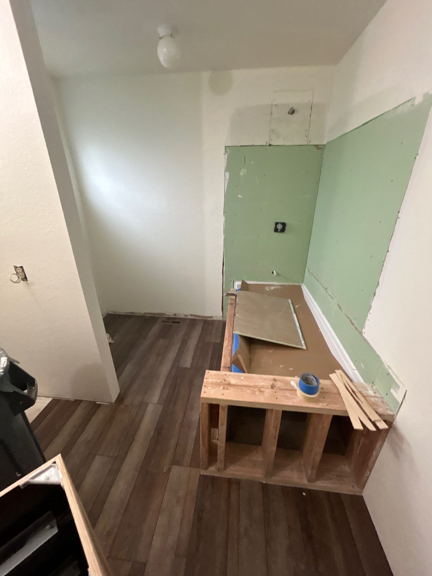 Bathroom Remodel with Double Vanity and Quartz Counters in Vacaville by H4H Remodeling and Repairs Inc.