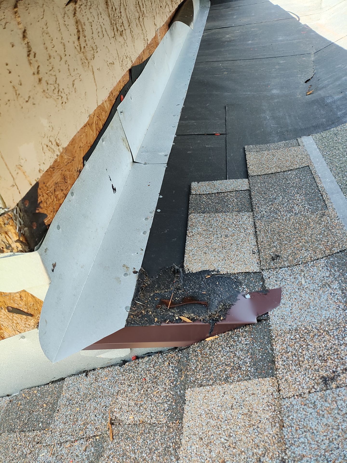 Roof Replacement in Valrico, FL by Shingle Masters Roofing