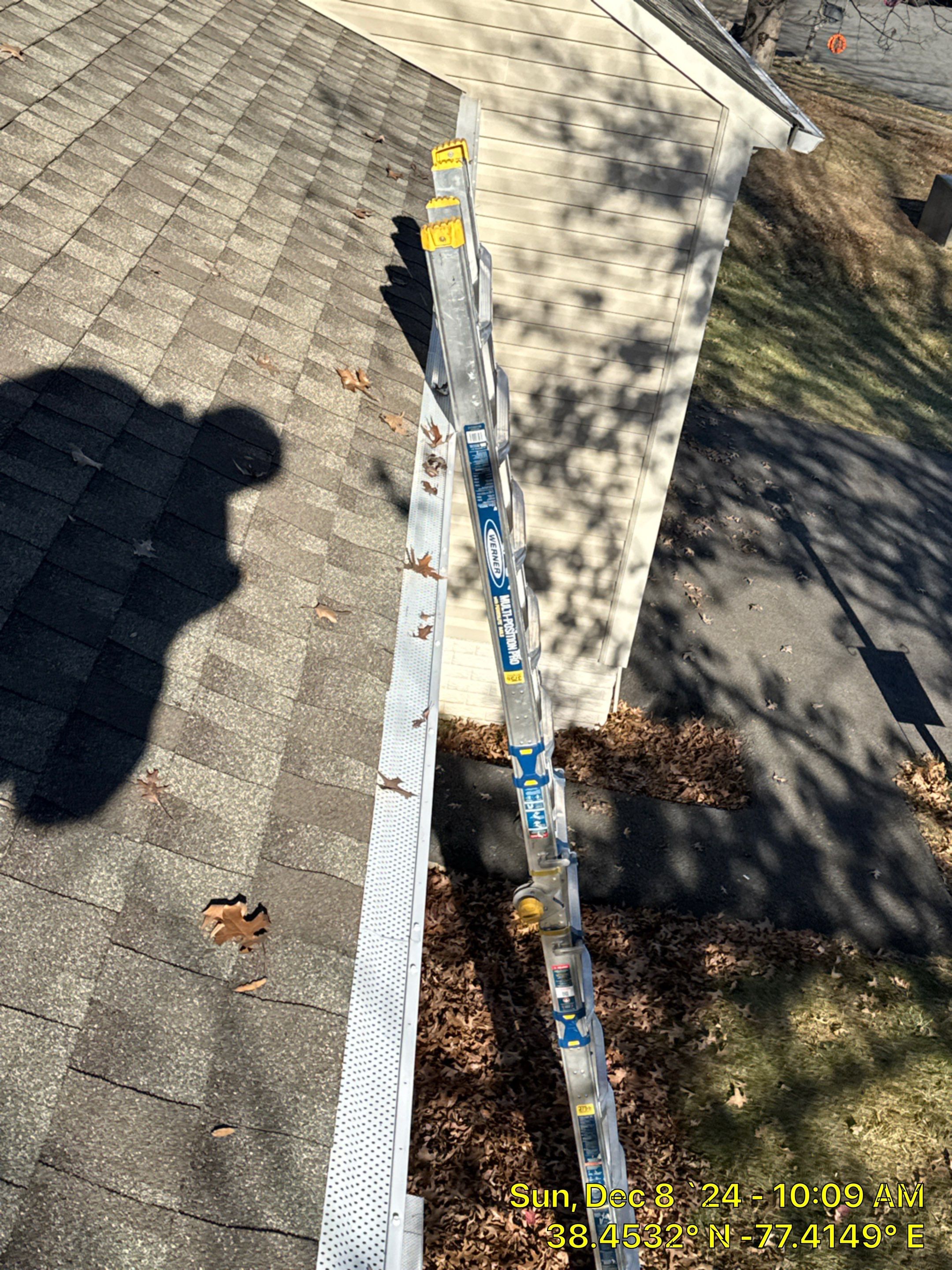 gutters guards using bulldog by La Bendicion Contruction Llc