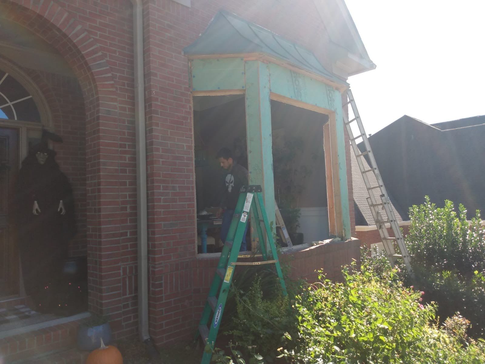 Multi-Level Deck Replacement and Bay Window Installation in Suwanee by Swift Home Renovations