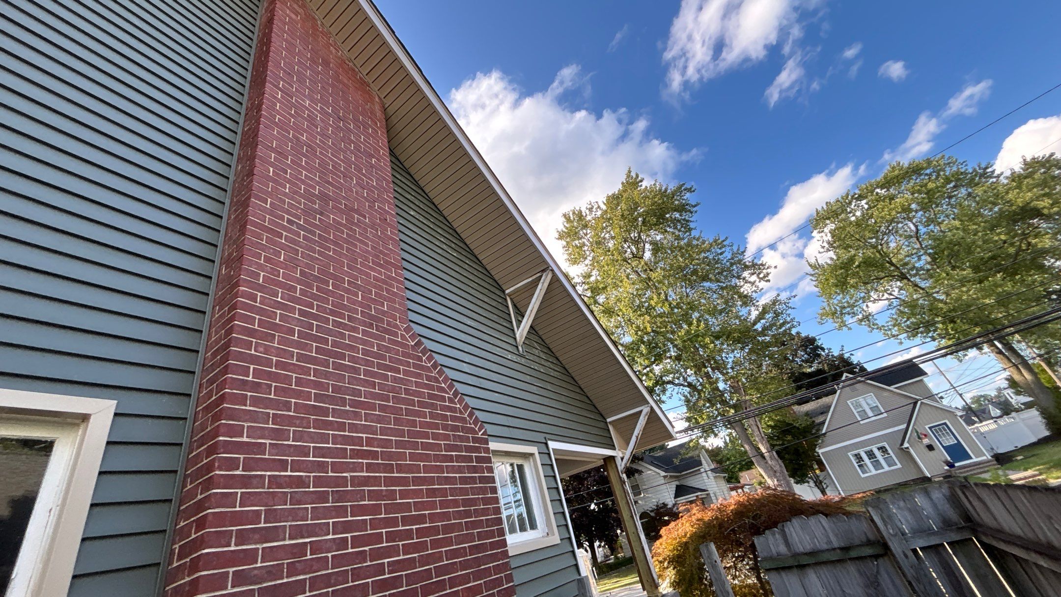 Siding Replacement using Alside Charter Oak D4.5" Deep Moss by 180 Contractors