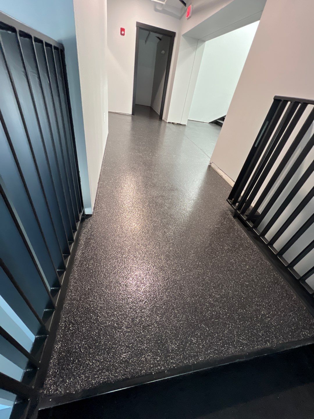 Flake Floor by Cutting edge painting 