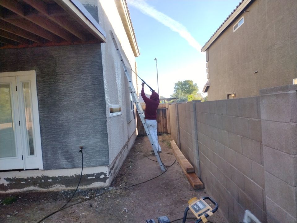 Exterior Painting using Dunn-Edwards EVERSHIELD®  by Crash of Rhinos Painting & Garage Floors