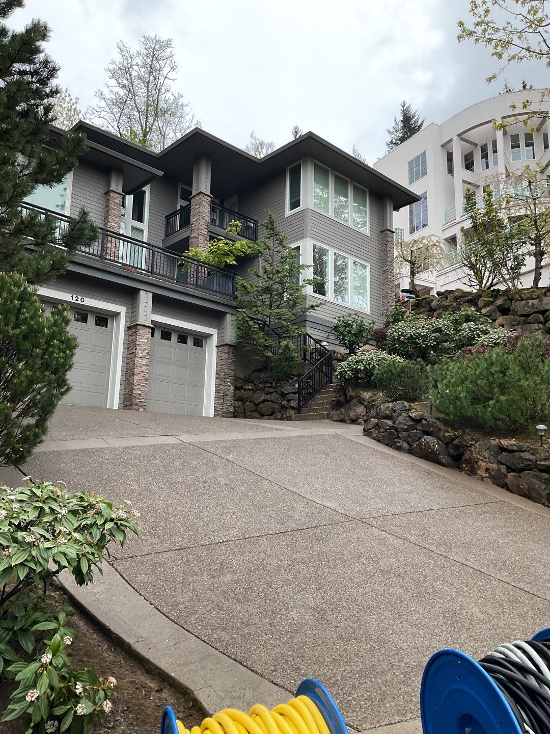 Concrete wash using Moderate Pressure by Willamette Outdoor Wash LLC