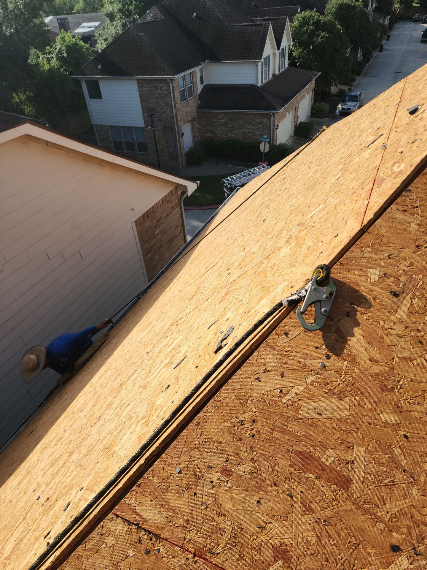 Residential Roofing Installation using Owen's Corning Duration (Lifetime) Shingles by Roof Repair Company