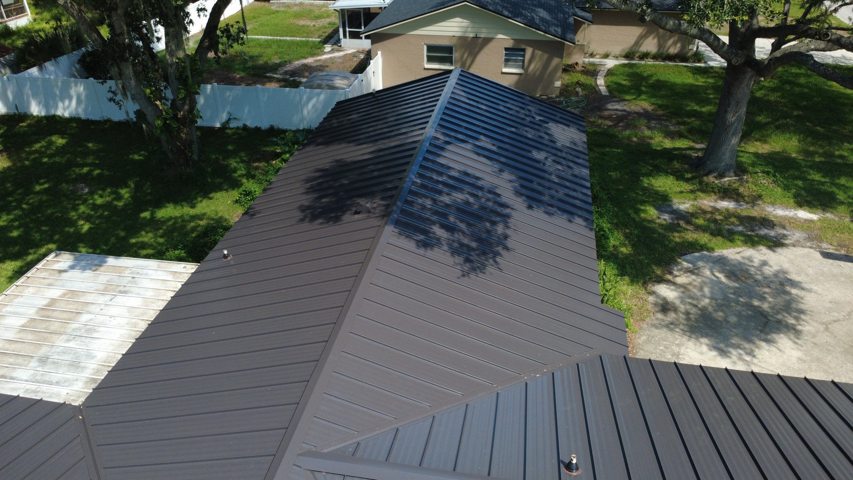Roof Replacement in Lutz, FL by Steadfast Roofing 