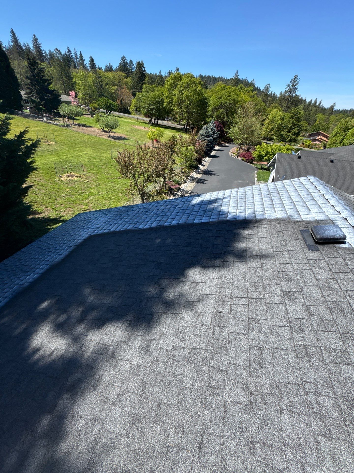 Project in Grants Pass by Roof Maxx of Grants Pass