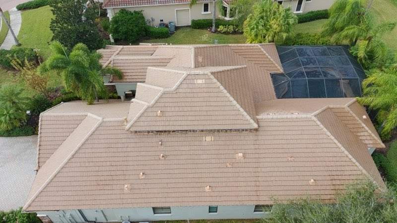 Tile Roof, Gutter & Pool Cage Cleaning – Lakewood Ranch Country Club, Lakewood Ranch, FL by Sunshine AquaWash