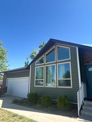 Orem | Premium Vinyl Upgrade & Hardie Accents | Musket Brown & Arctic White