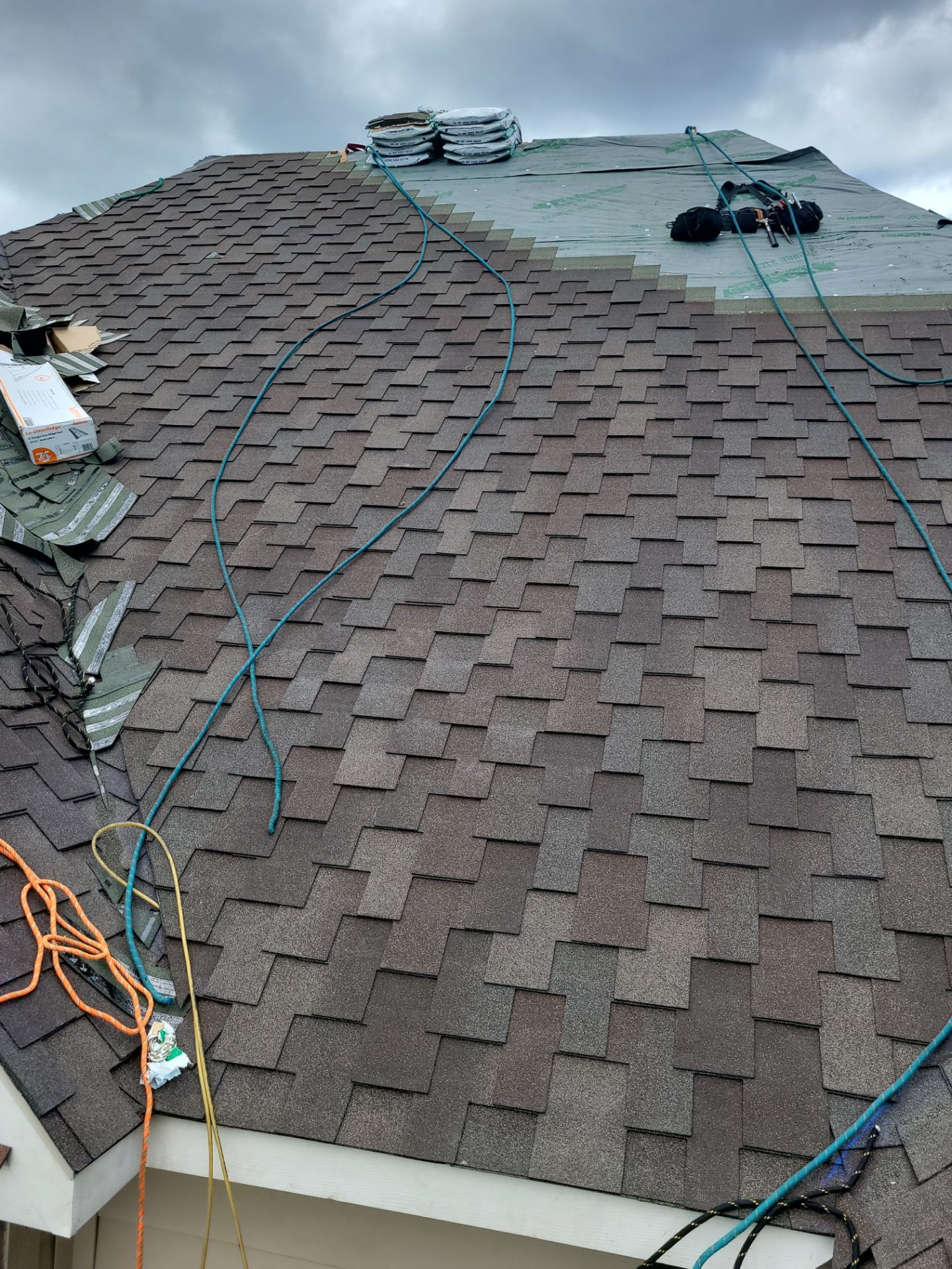 Windsor Designer Shingles  by Rhino Roofing LLC