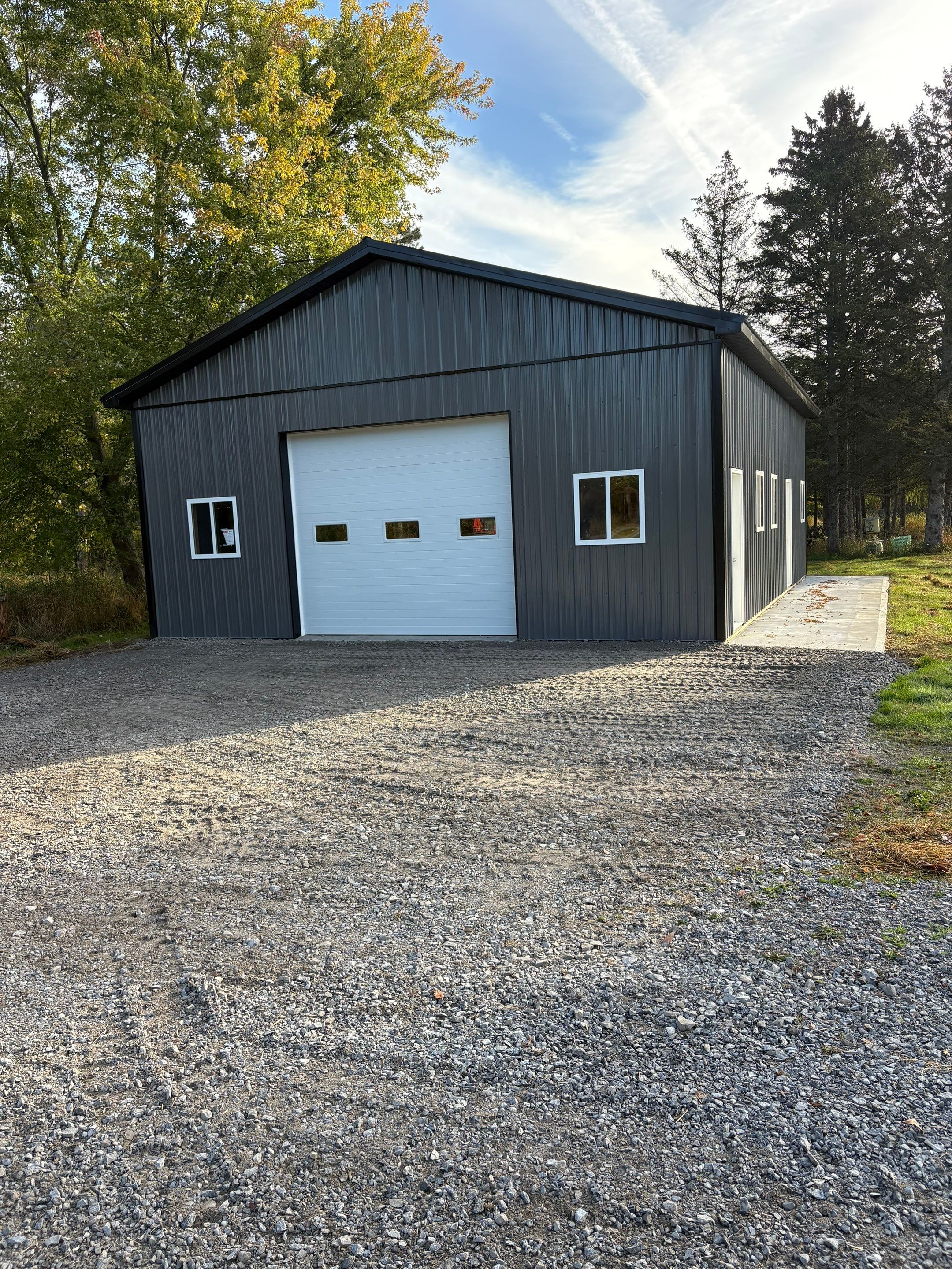 Polebarn  by Horst Custom Homes 