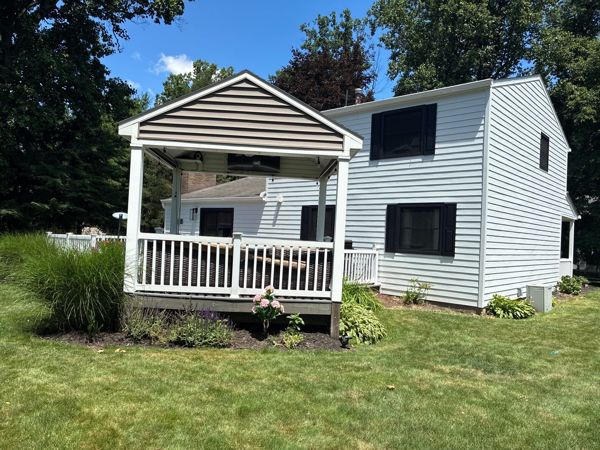 Vinyl Siding to James Hardie Arctic White with Midnight Black Trim by Ideal Siding Pittsburgh