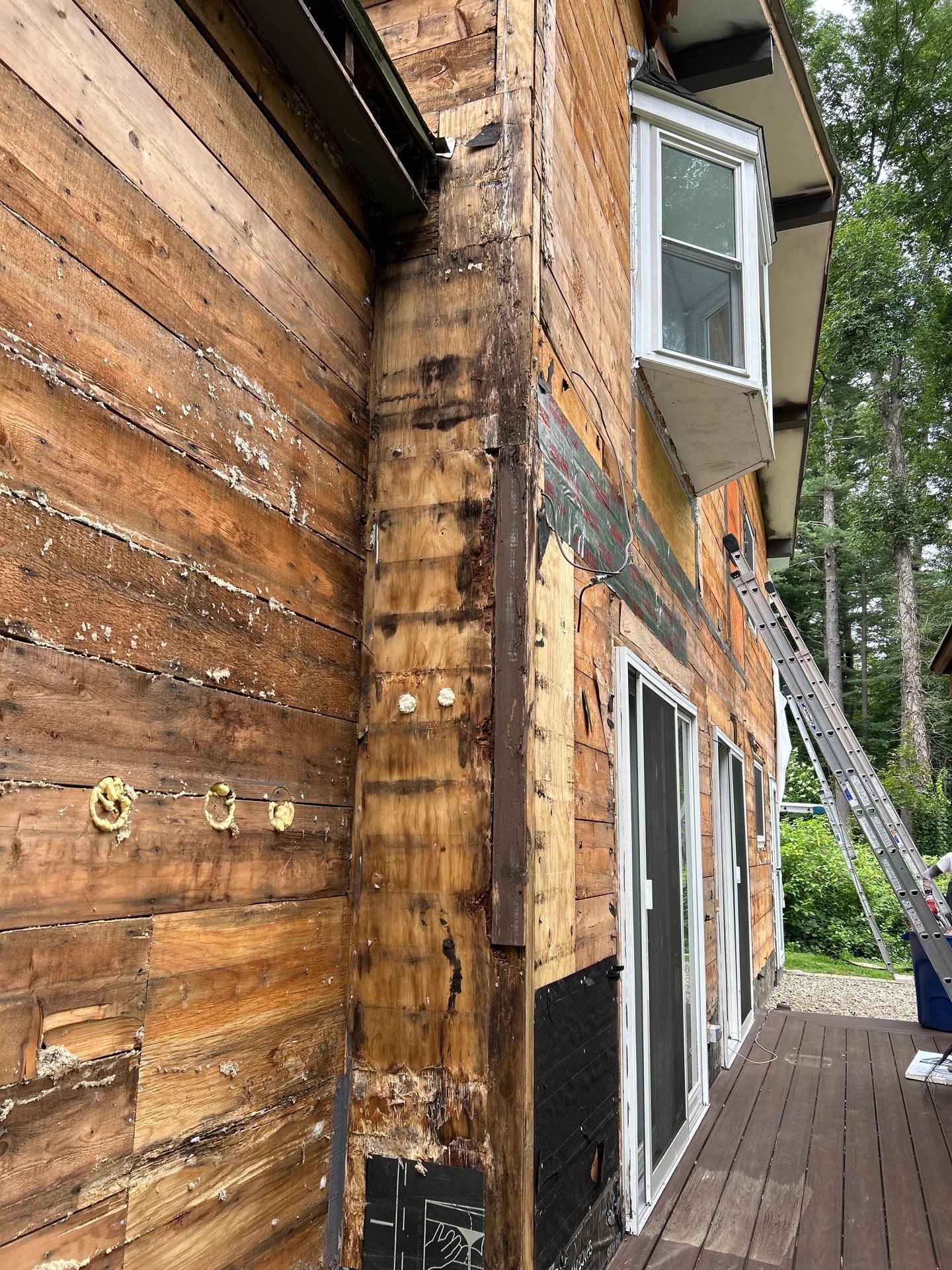 Everlast Composite installed in Acton, MA by UBrothers Construction