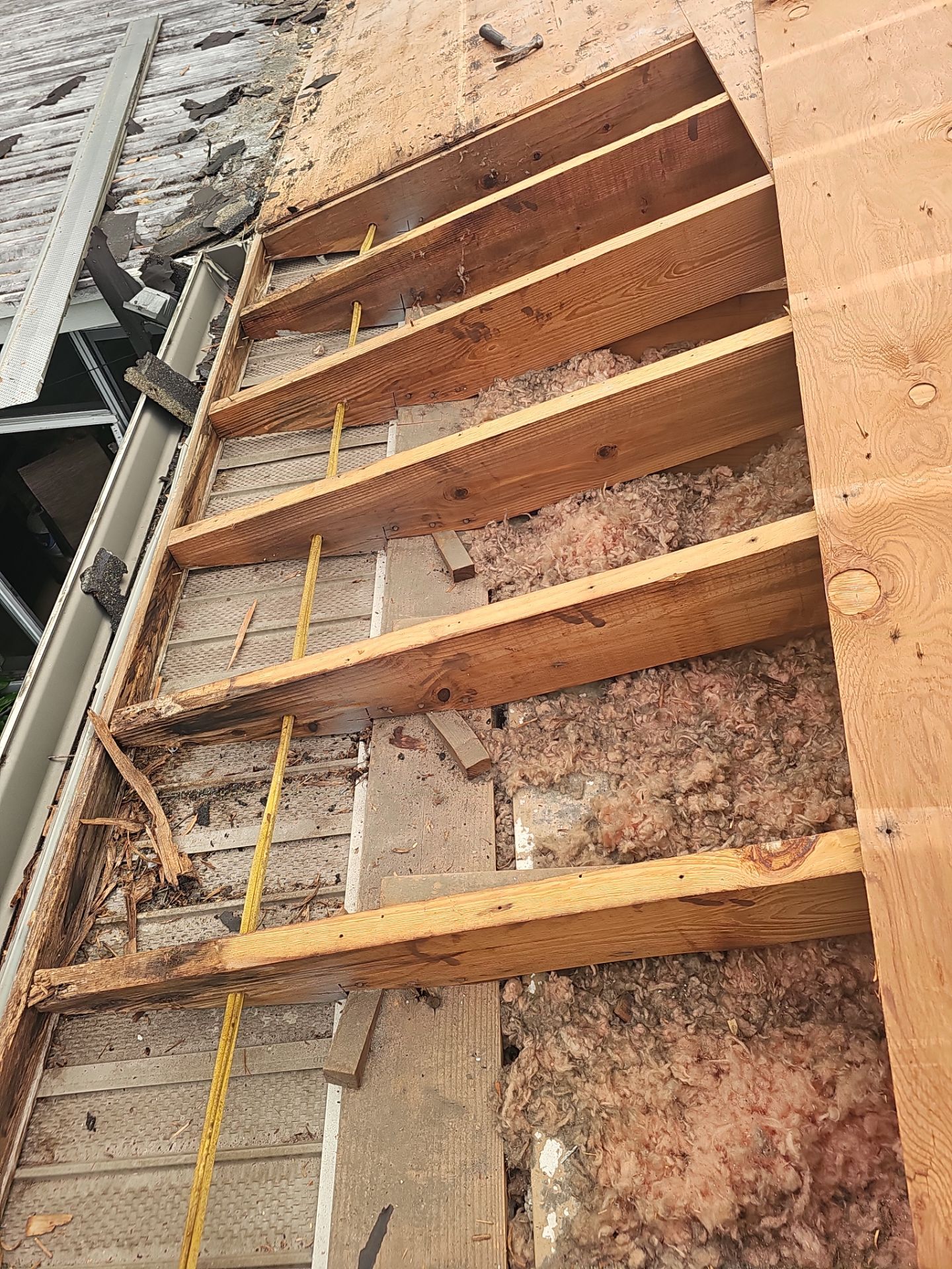 Project in St. Petersburg 33702 by Mitchell Roofing Company LLC