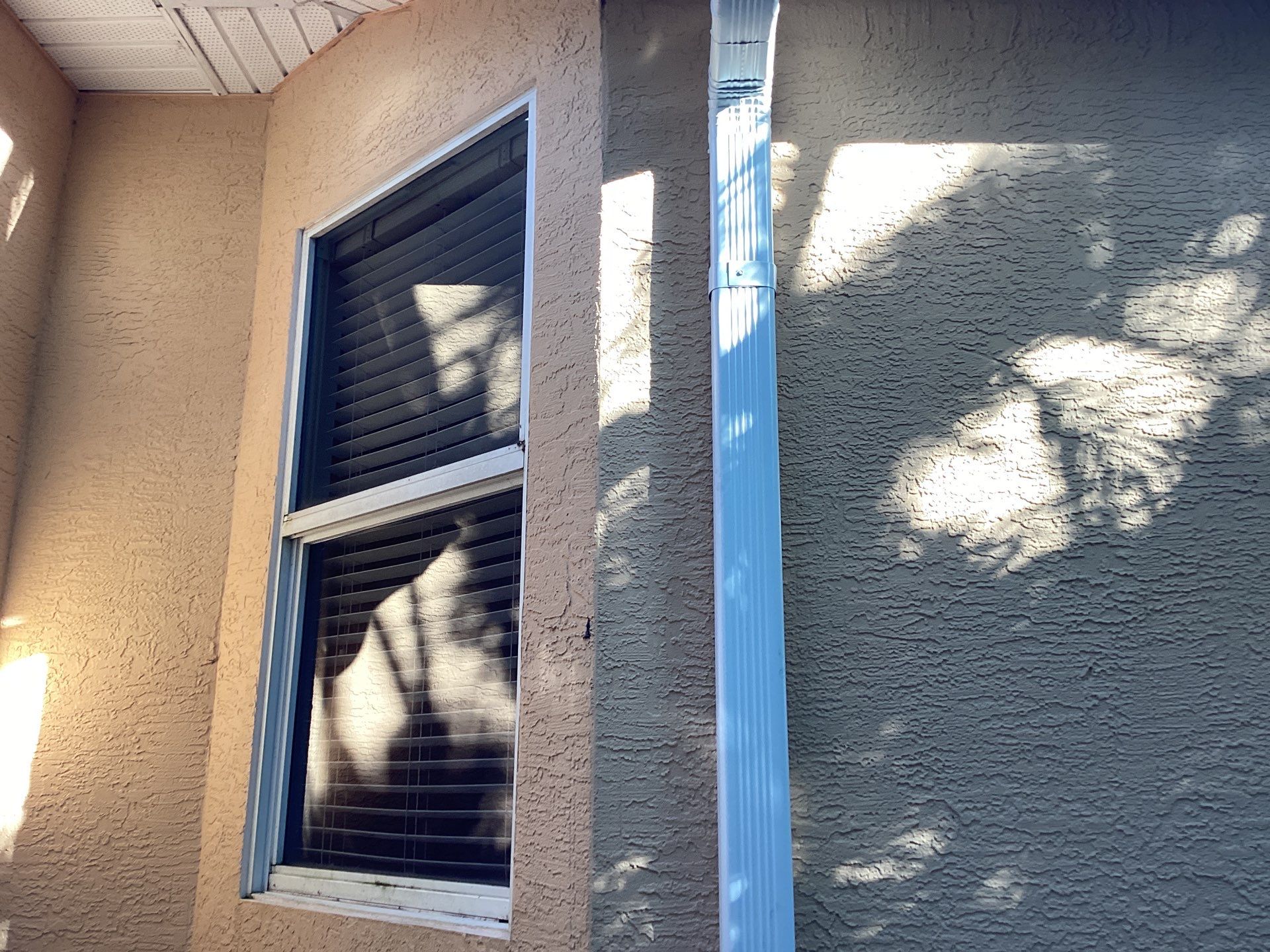 6 Inch Seamless Gutters using K-Style Seamless Gutters in Cape Coral FL by Gutter Professors