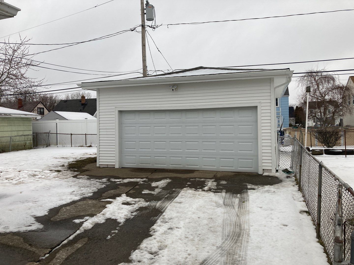 Garages by Ivy Lea Construction