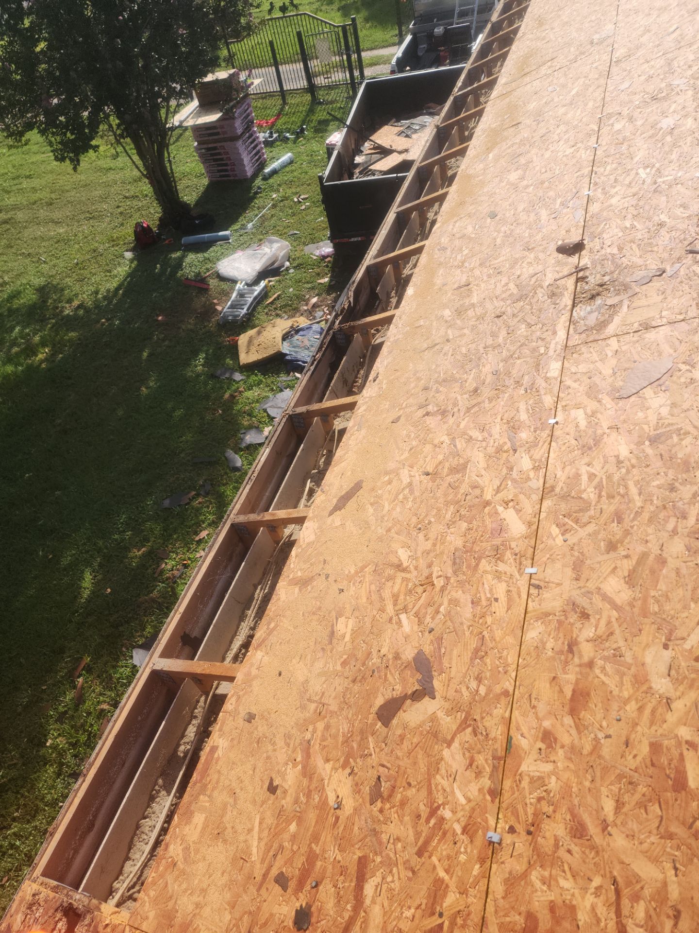 Residential Roofing Installation using Owen's Corning Duration (Lifetime) Shingles by Roof Repair Company