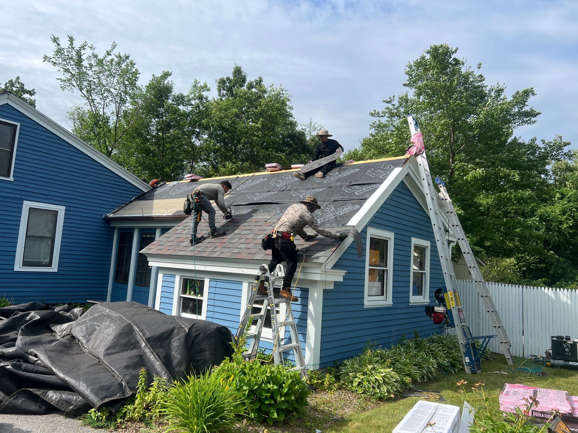 Brookline, NH – Owens Corning Asphalt Shingle Roof Replacement by Tall pine roofing