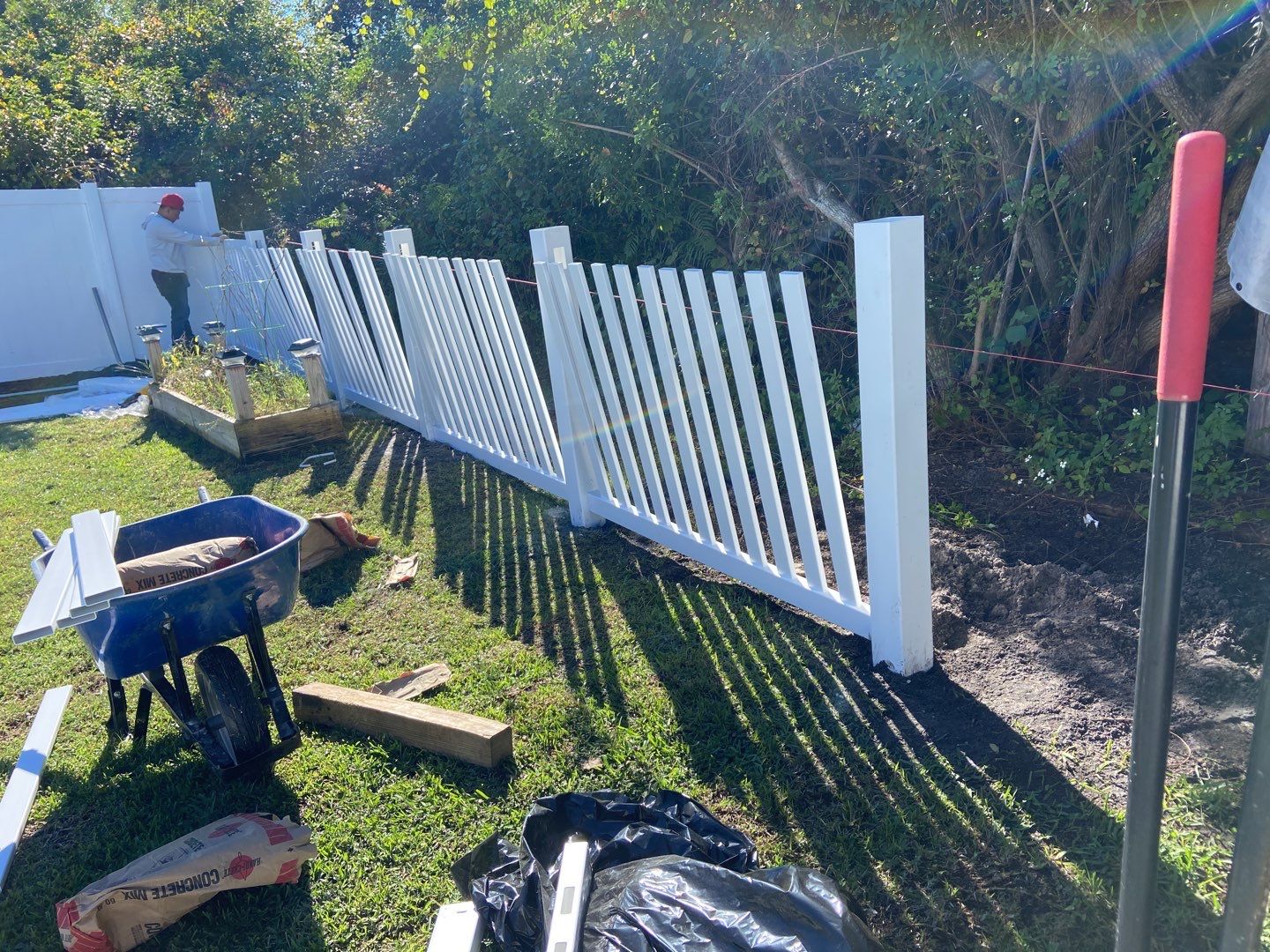 Ruskin, FL 6 ft. Tall White Vinyl Privacy with 4 ft. Picket Fence by Asap fence and gates, LLC