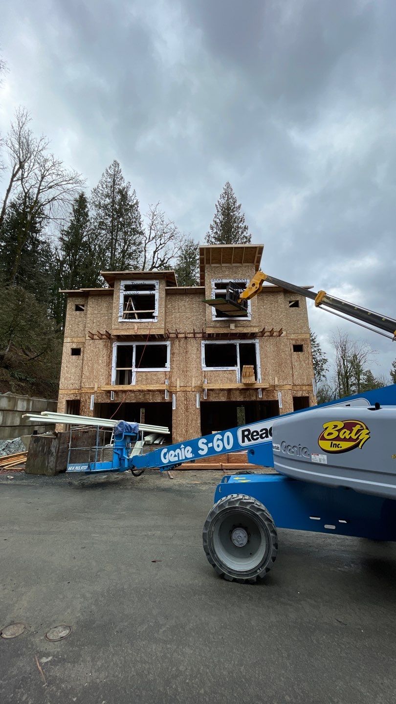 Residential Roofing Installation using OC Oakridge shingles by Top Notch Roofing Inc