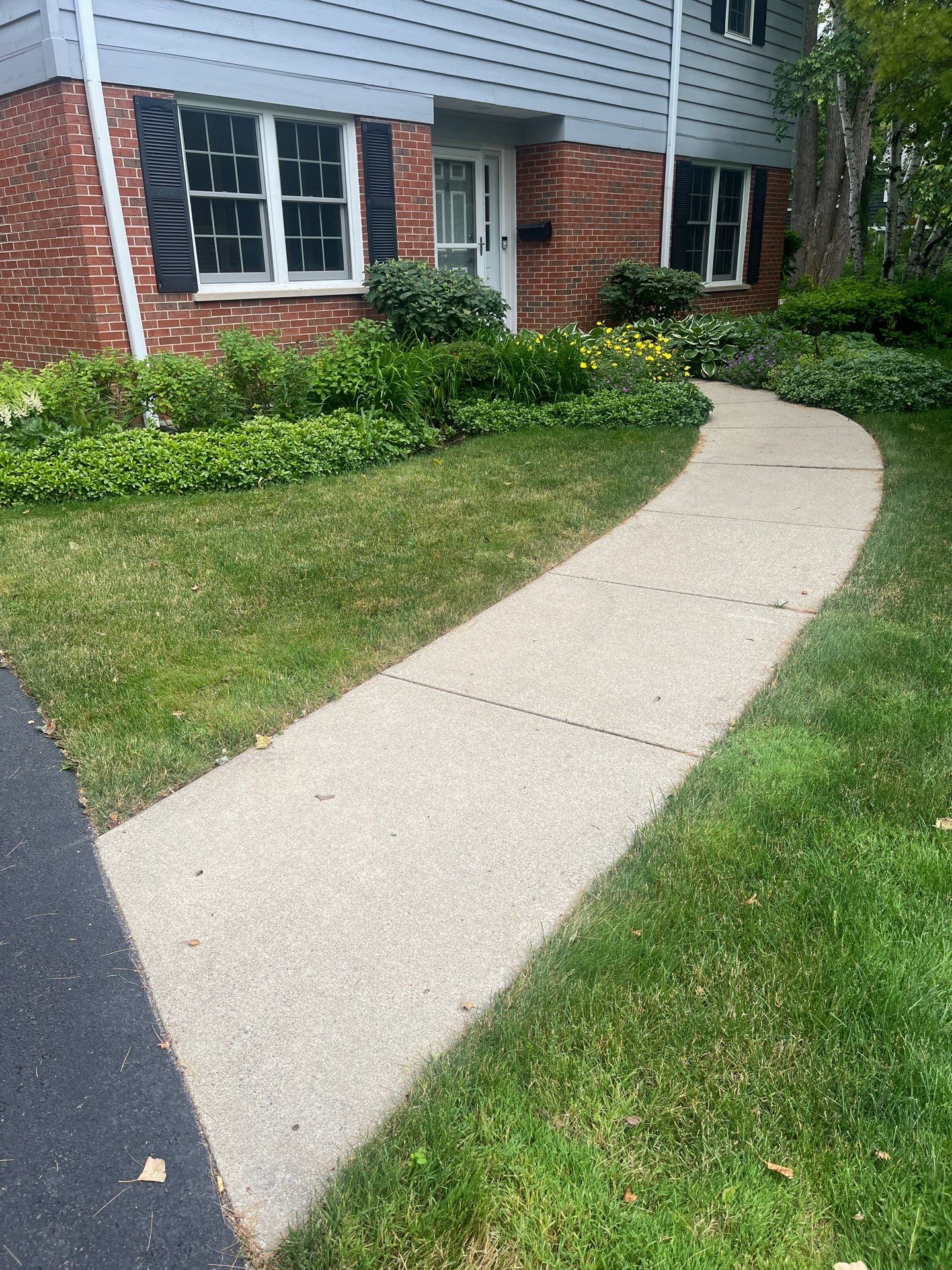 Brick paver clean, sand and seal.  using Surebond SB-1300 by Northern Power Washing LLC.