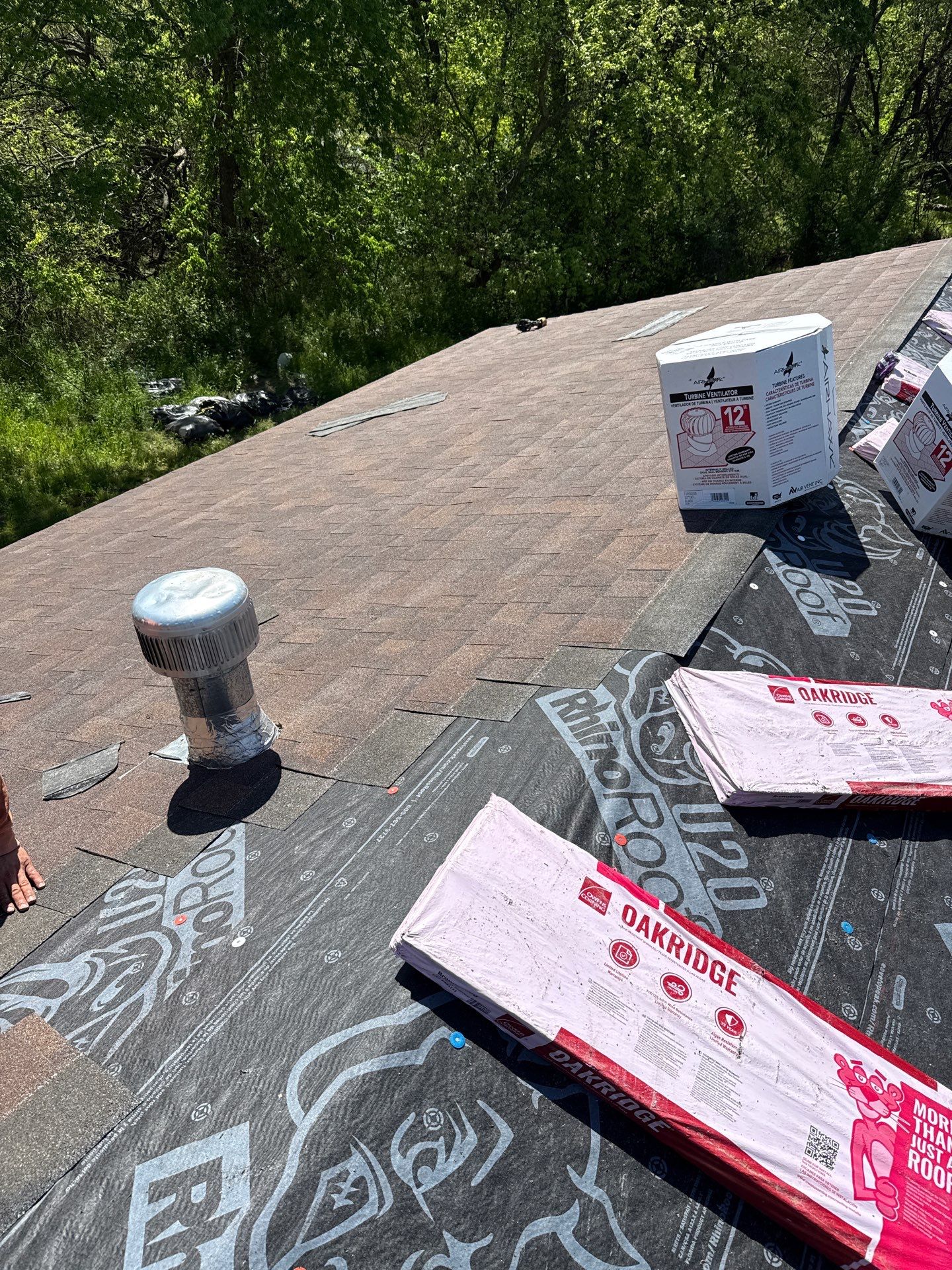 Owens Corning Oakridge Brownwood by In & Out Construction & Remodeling, LLC