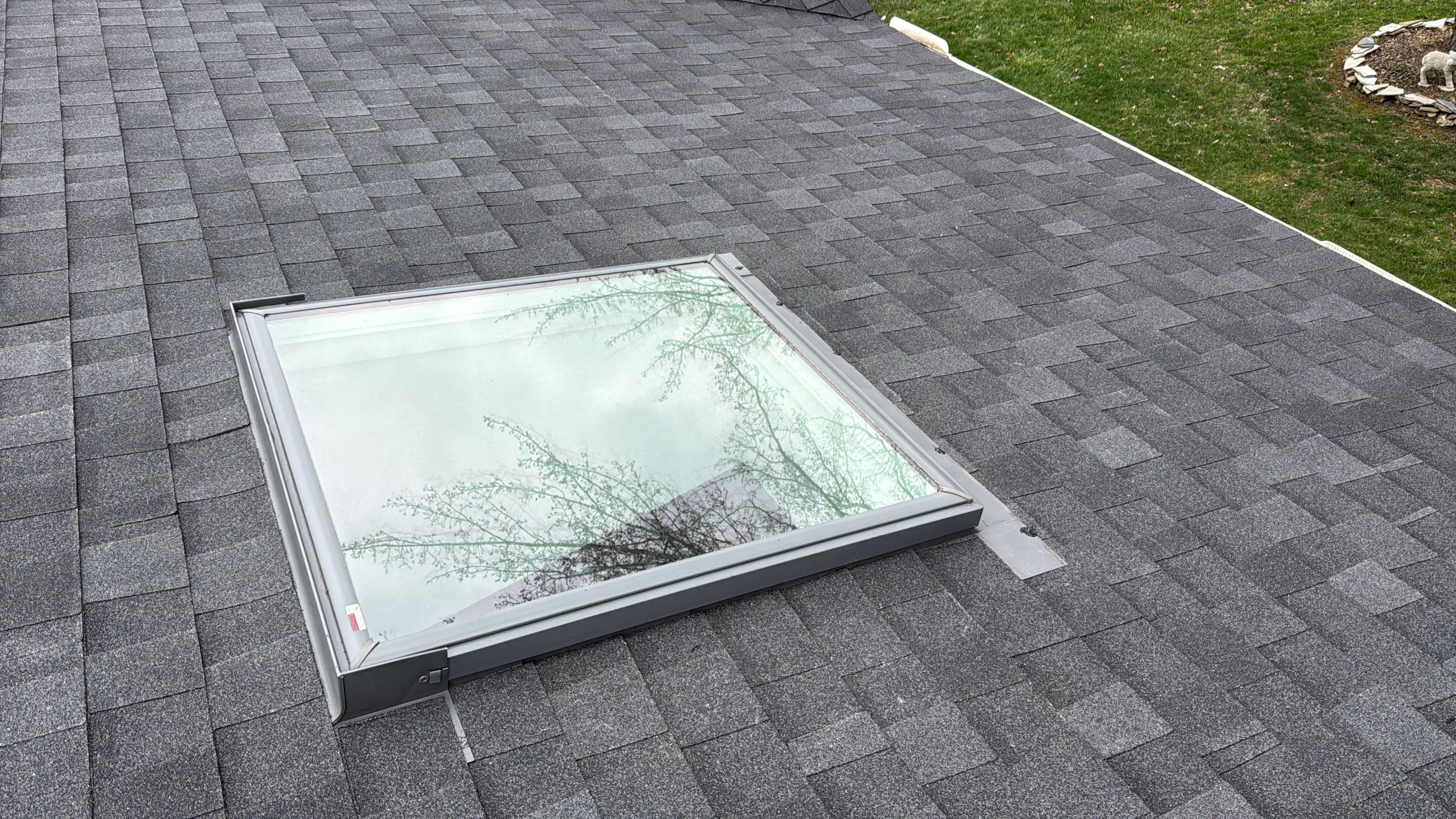 Atlas Pinnacle, Black Shadow, Drip Edge, Color, White by Eagle Eye Roofing