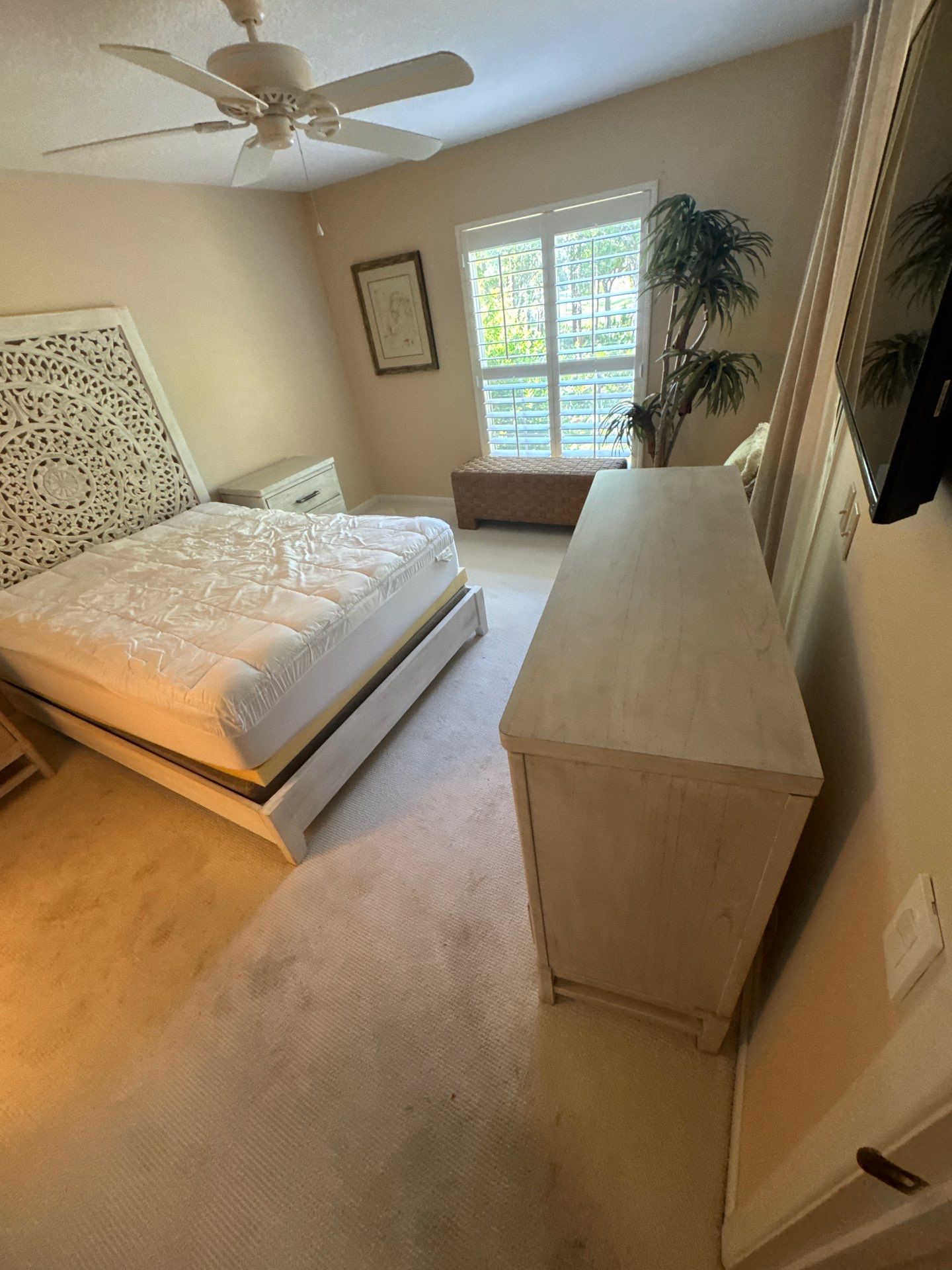 Carpet by Vrmmm Flooring